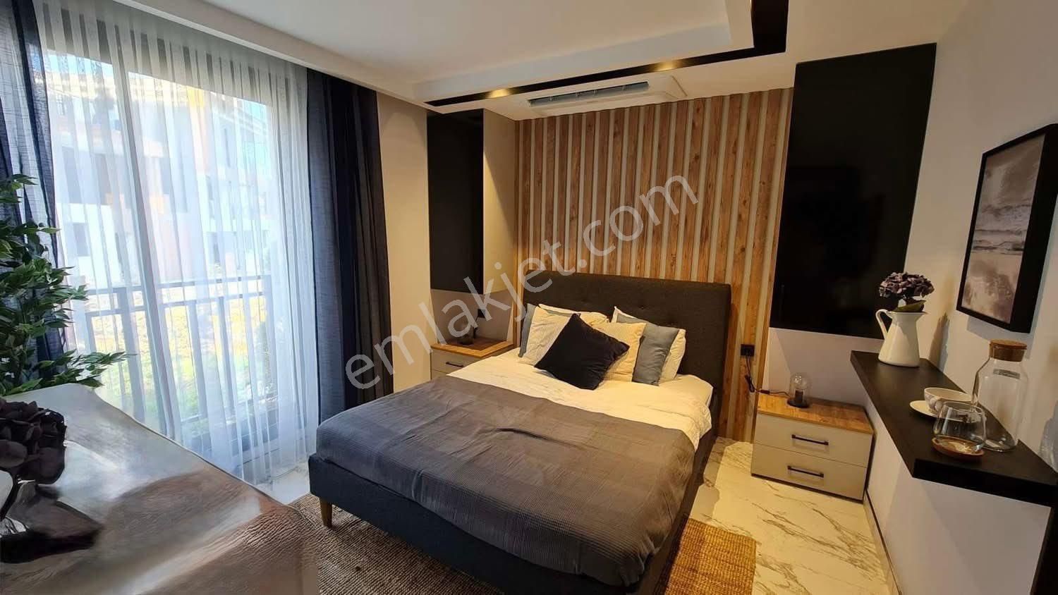 Kuşadası Karaova’da | Avm & Sahile Yakın | Özel Havuzlu | Ultra Lüks 4+1 Villa - Görsel 3