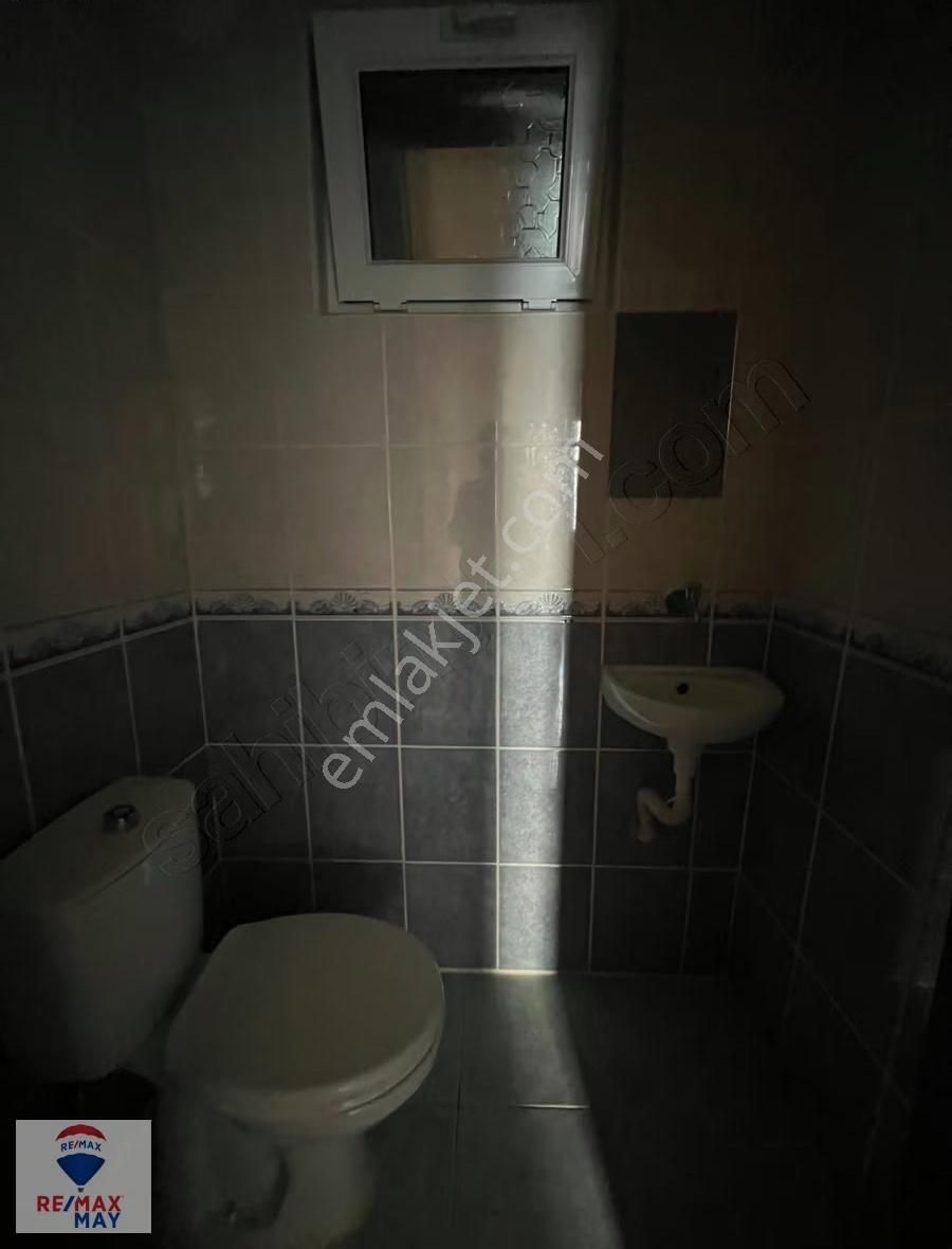 Abidinpaşa Limonlu Sokak'ta Kiralık 3+1 Daire - Görsel 13