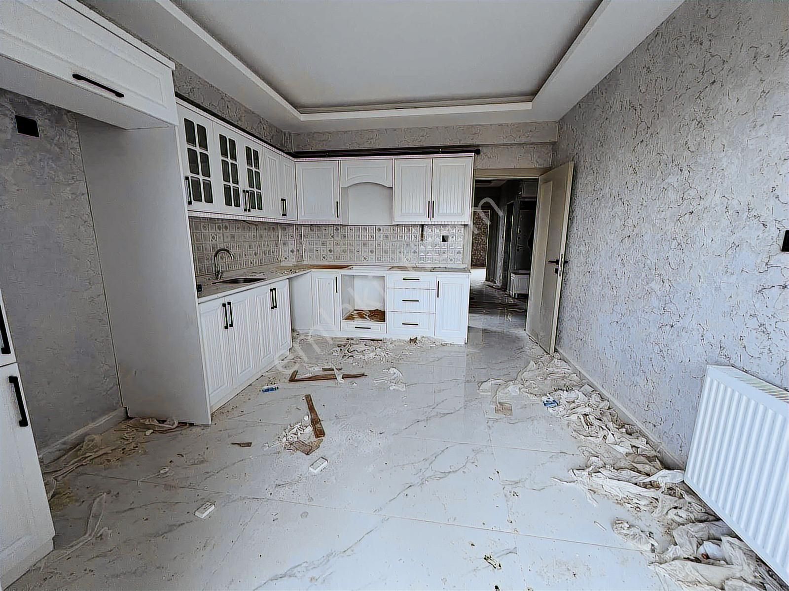 Burhan Kılınç'dan Batıkent'in En Geniş 2+1 Dairesi