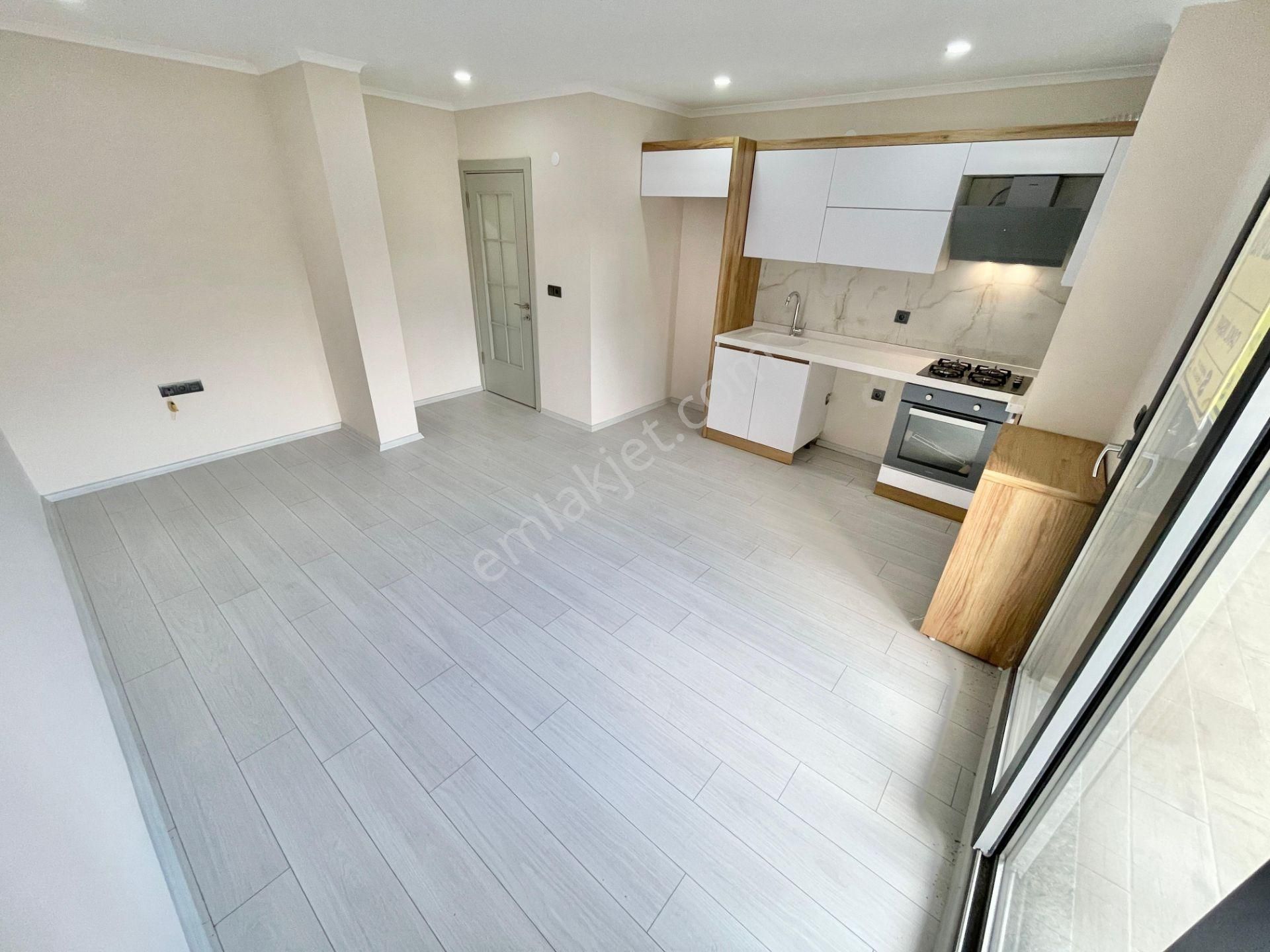 Berkay Demirel'den Altınkumda Geniş Balkon 70 M2 Sıfır 1+1 Daire - Görsel 16