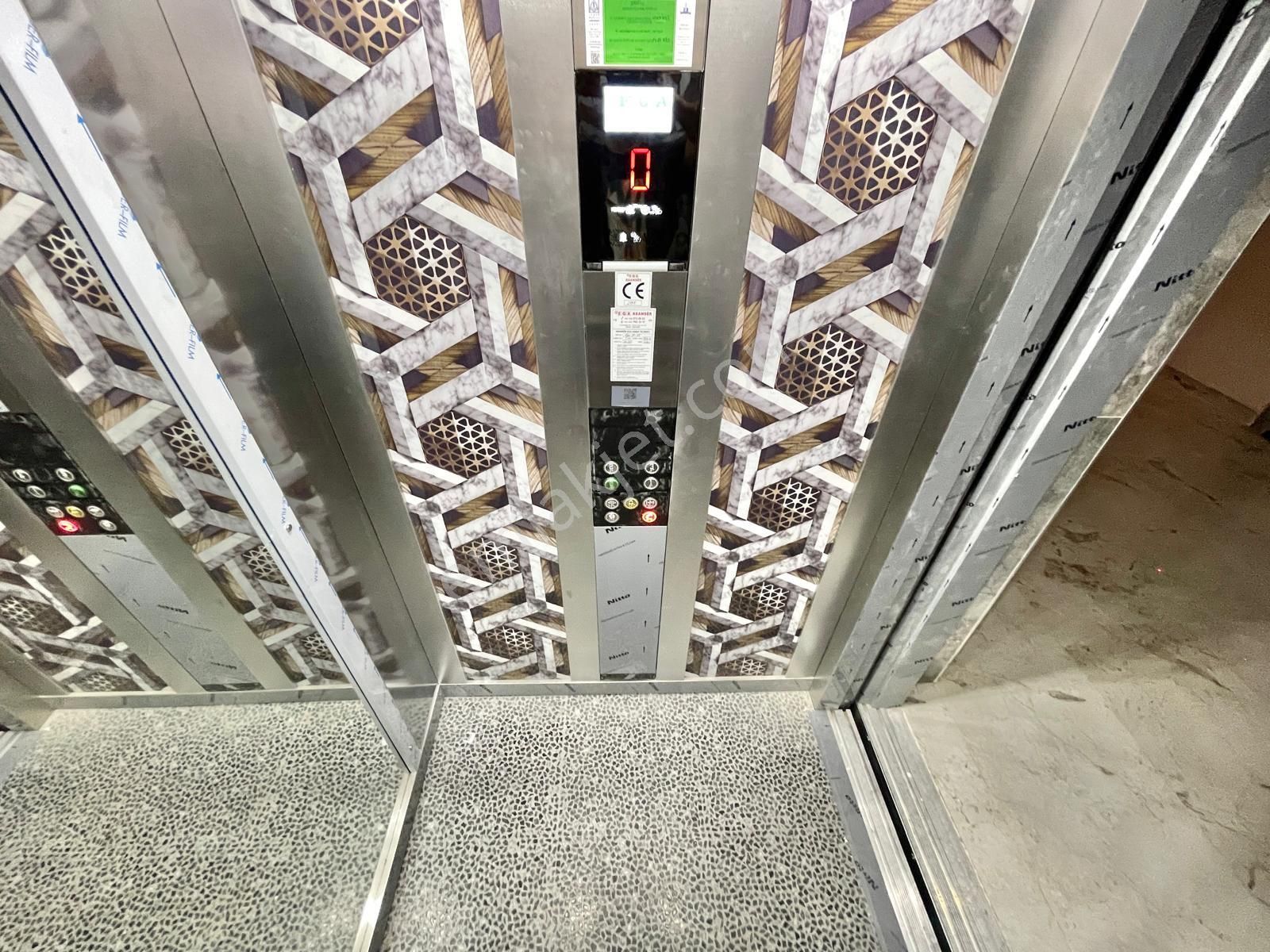 Berkay Demirel'den Altınkumda Site İçerisinde Geniş Teraslı 3+1 Dubleks - Görsel 6