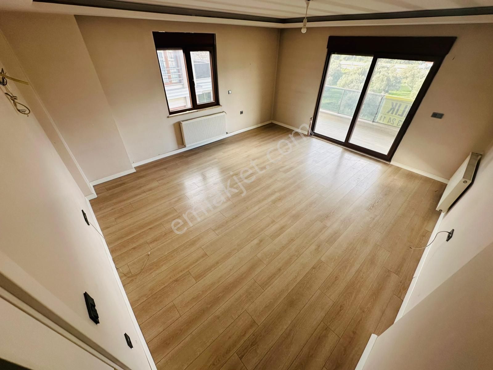 🏡 Referans'tan Akçay'da Ön Cephe 3+1 Daire - Görsel 2