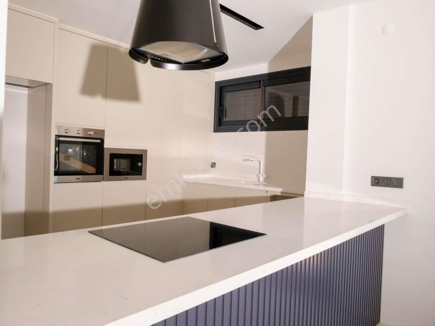 Kuşadası Güzelçamlı’da | Sıfır | Özel Havuzlu | Ultra Lüks 3+1 Müstakil Villa - Görsel 13