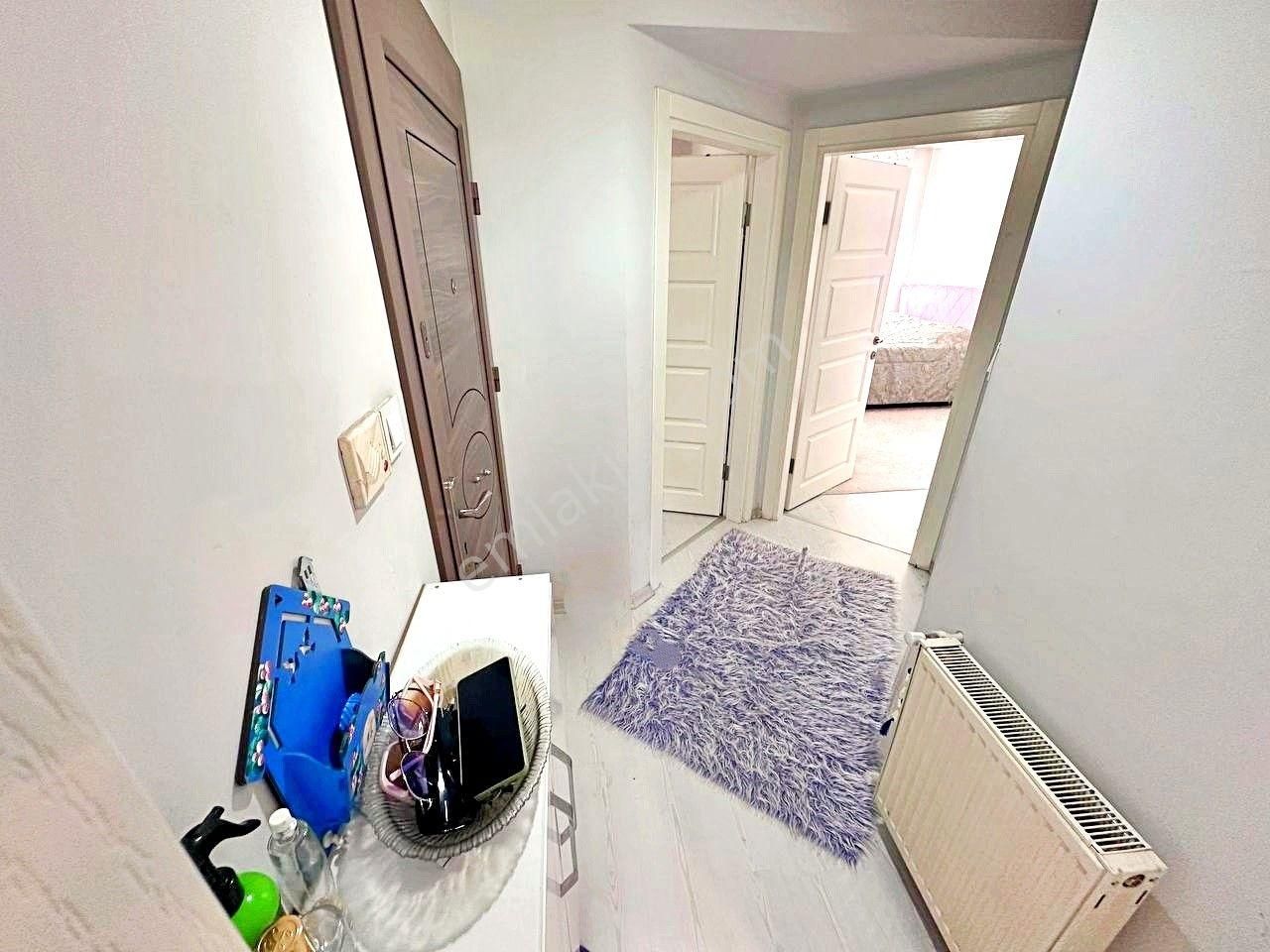 Aygül'den Akçay Merkez'de Denize 20 Mt Mesafede Doğalgazlı Ara Kat Ön Cephe Fırsat 2+1 Satılık Daire - Görsel 12