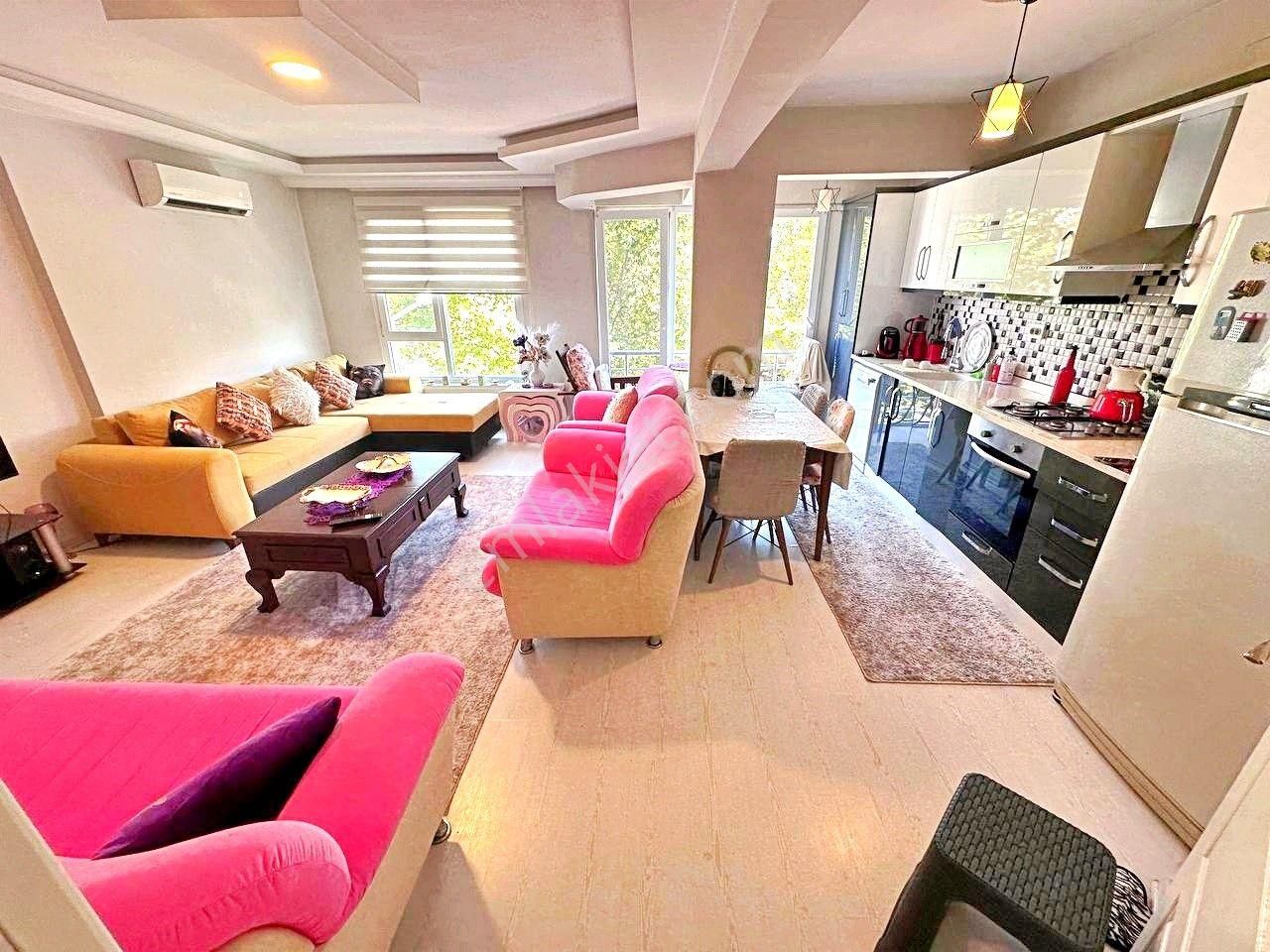 Aygül'den Akçay Merkez'de Denize 20 Mt Mesafede Doğalgazlı Ara Kat Ön Cephe Fırsat 2+1 Satılık Daire - Görsel 9