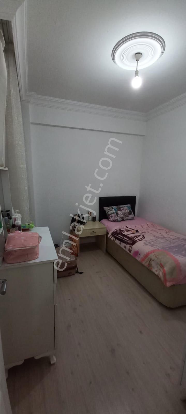 İstasyon Mahallesinde İci Temiz Satılık Daire - Görsel 10