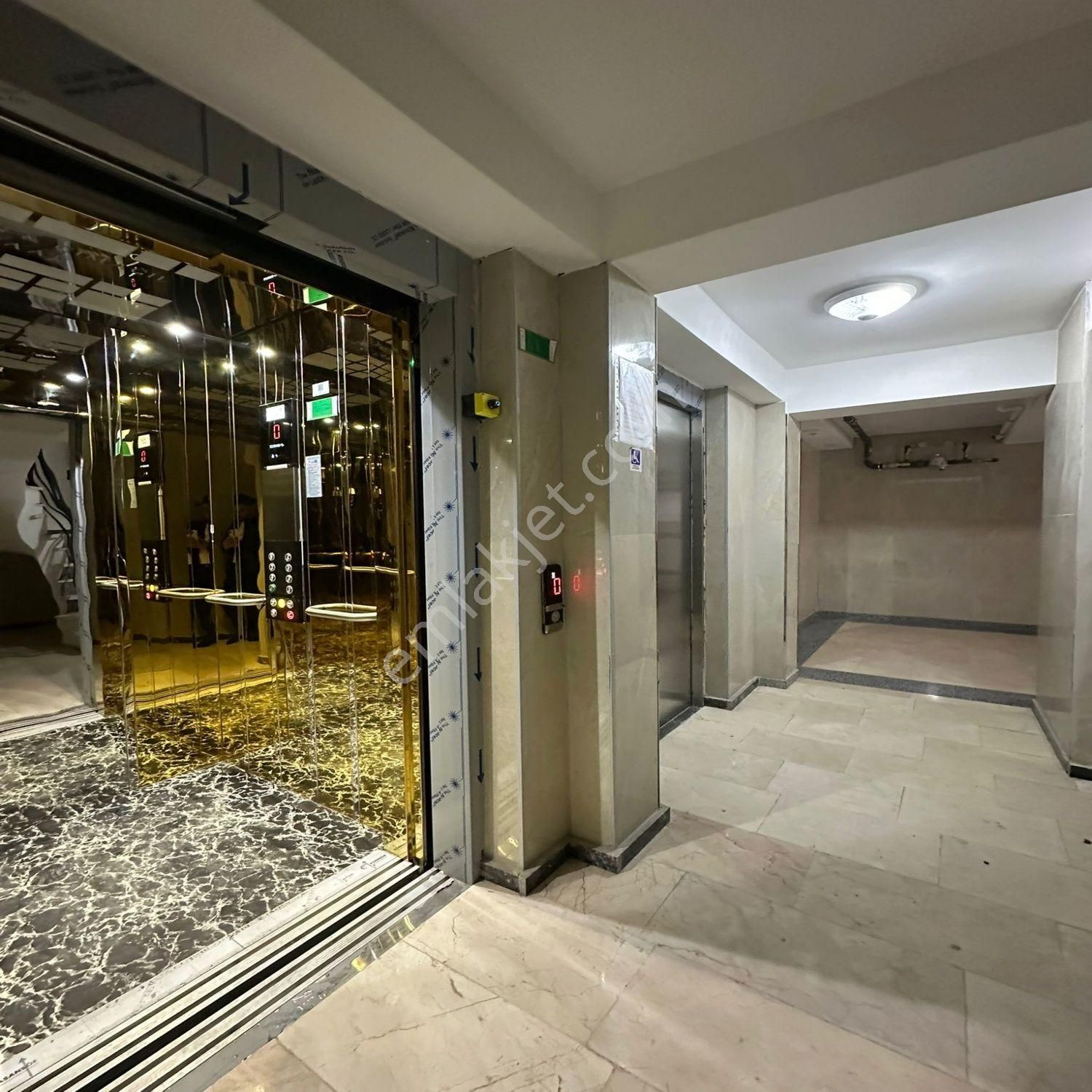 Akevler Mahallesinde Satılık 1+1 Teraslı Ara Kat Daire Fırsatı - Görsel 19