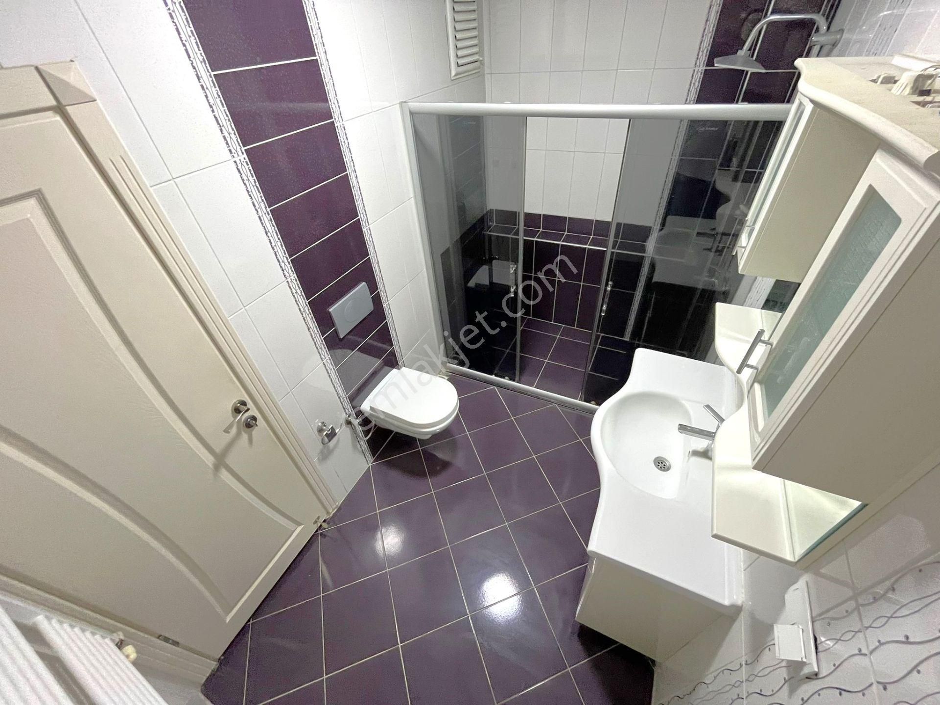 Akçay Merkez'de Aygülden Ayrı Mutfak 8 Yaşında Doğalgaz Kombili Geniş Çift Balkonlu 2+1satılık Daire - Görsel 30