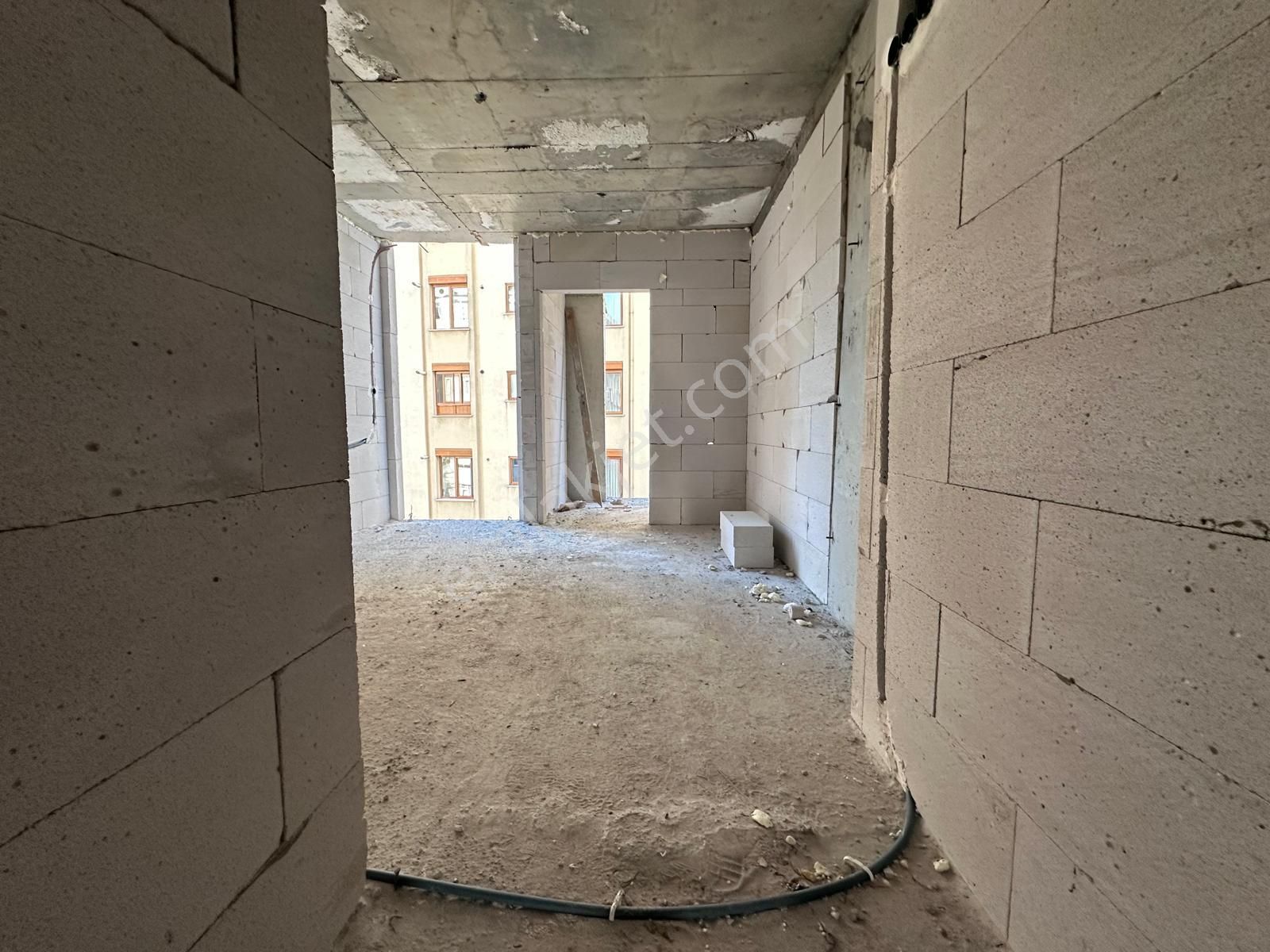 Atatürk Caddesi Üzerinde Satılık Sıfır 2+1 Net 75 M2 Daire - Görsel 16