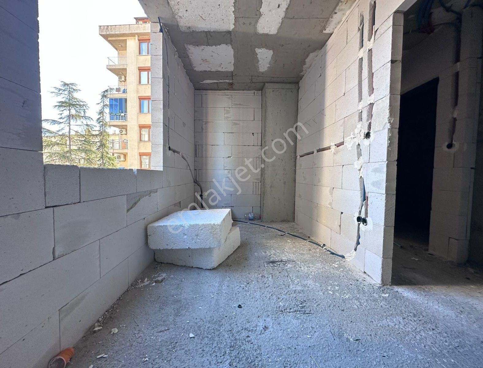 Atatürk Caddesi Üzerinde Satılık Sıfır 2+1 Net 75 M2 Daire - Görsel 11