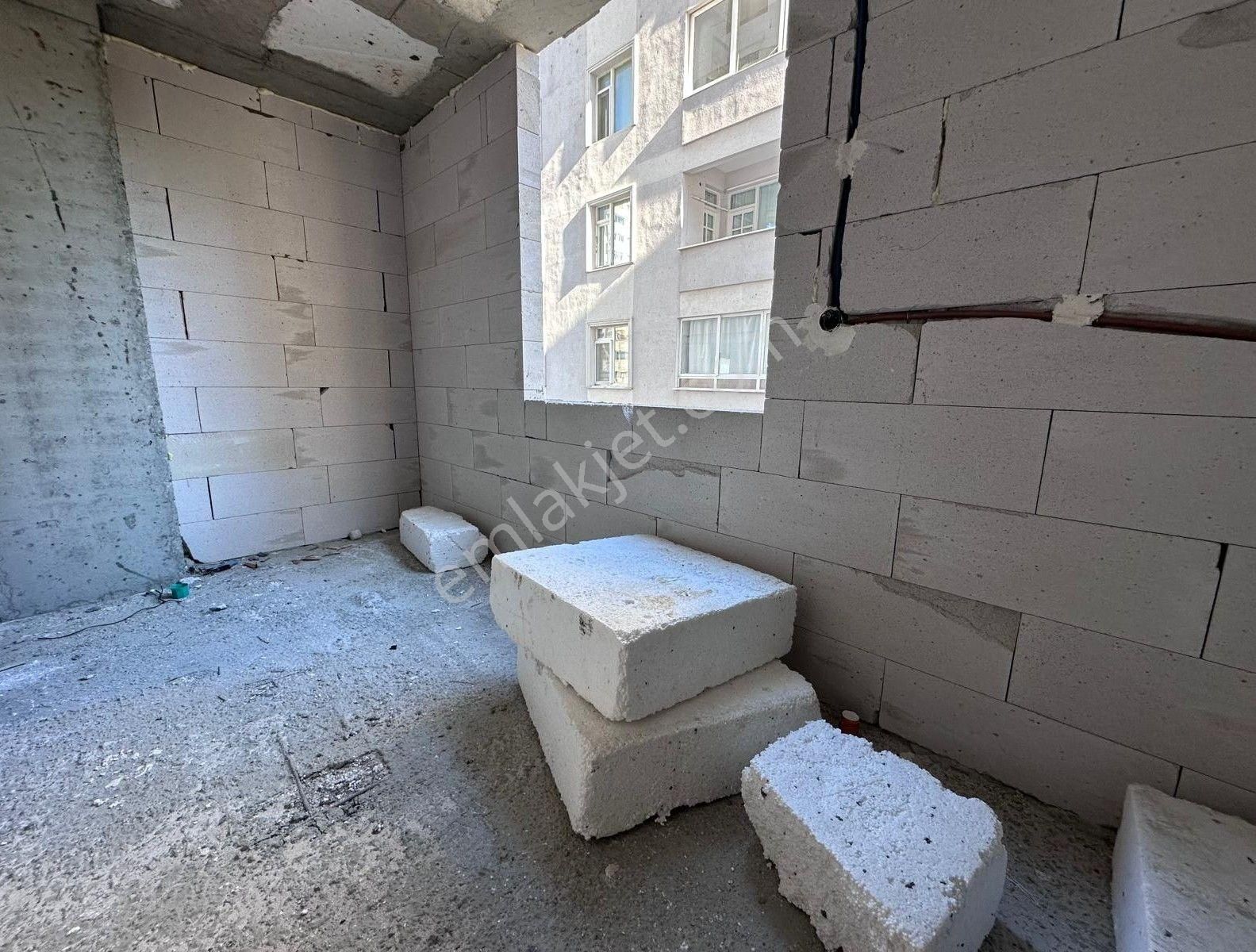 Atatürk Caddesi Üzerinde Satılık Sıfır 2+1 Net 75 M2 Daire - Görsel 13