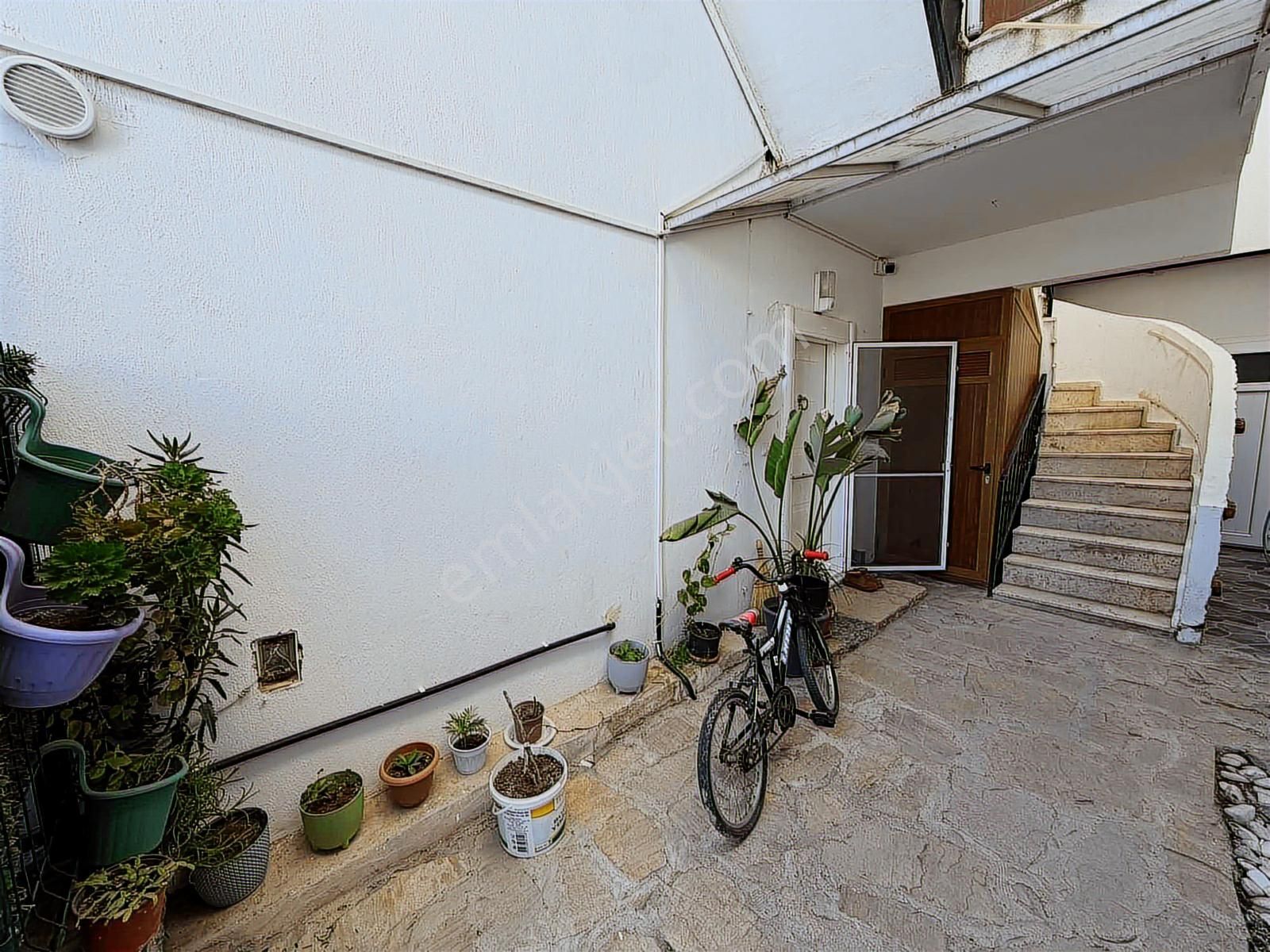 Turgutreıs Akçalan Satılık 2 + 1 Bahçe Katı Daıre - Görsel 2