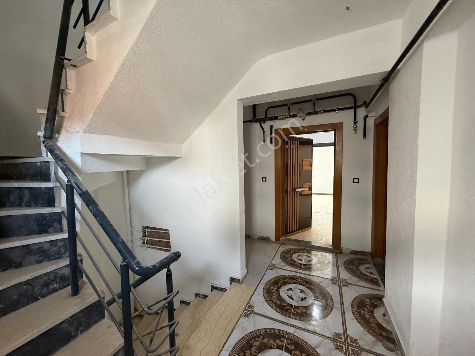 Fa Özbir'den Kızılpınar Okullar Bölgesinde Ara Kat Balkonlu 1+1 - Görsel 29