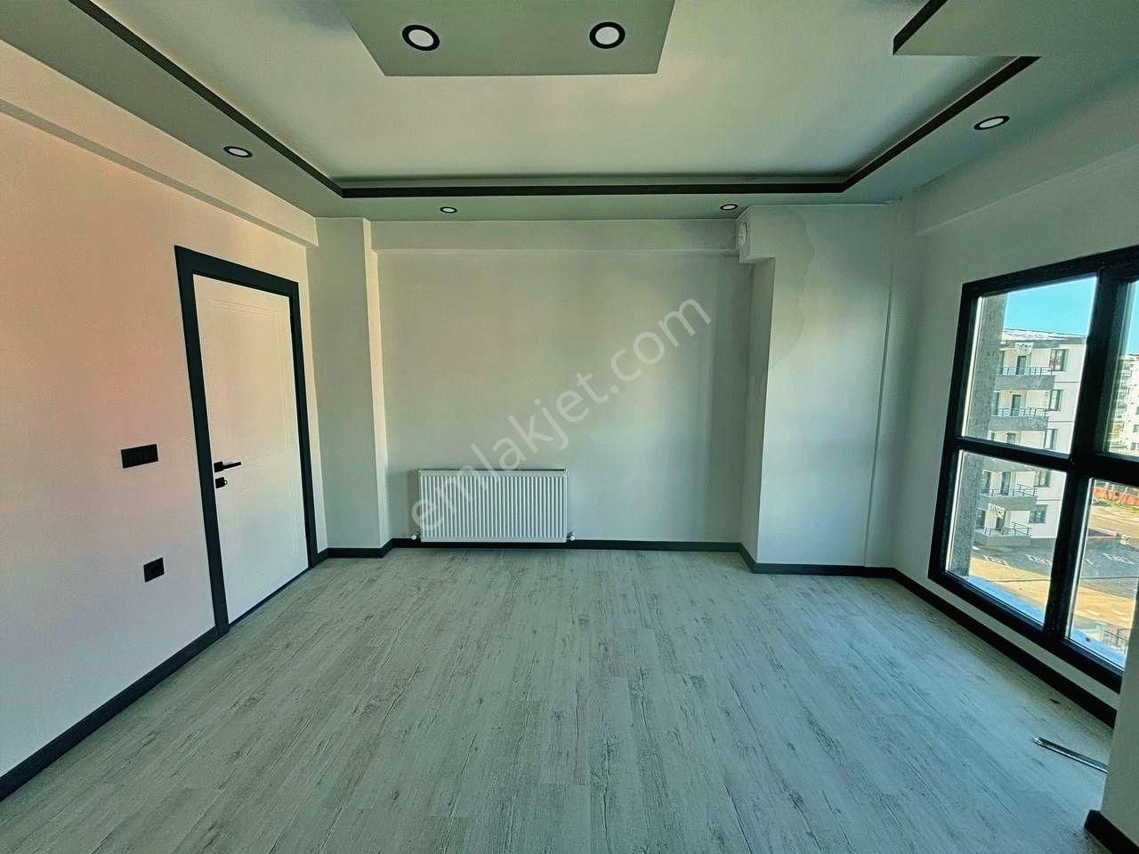 Uytundan Burhaniye Badem Alanında Doğal Gazlı Satılık 1+1 Daire - Görsel 30