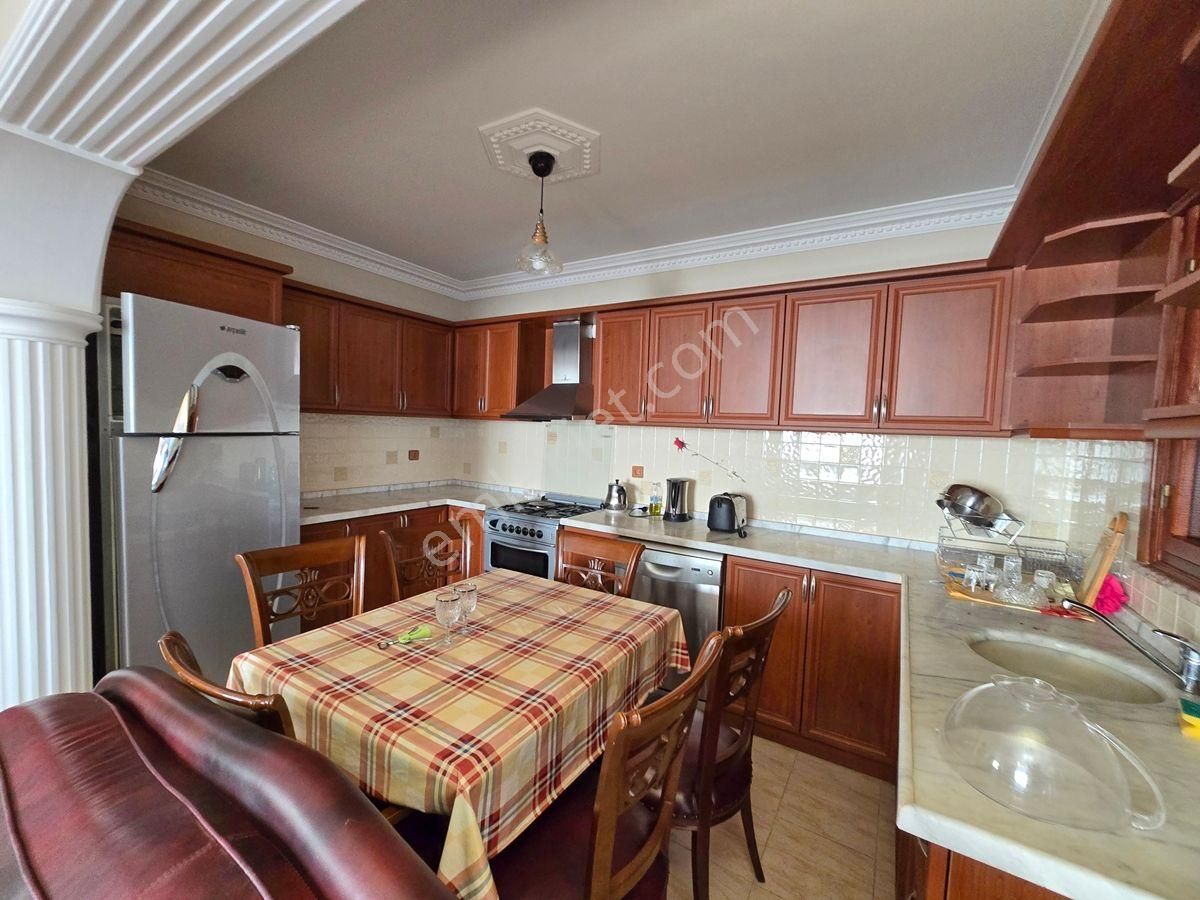 Altınoluk Satılık Müstakil Villa / Deniz Manzaralı / Merkezde / Özel Yapım / Otoparklı - Görsel 9