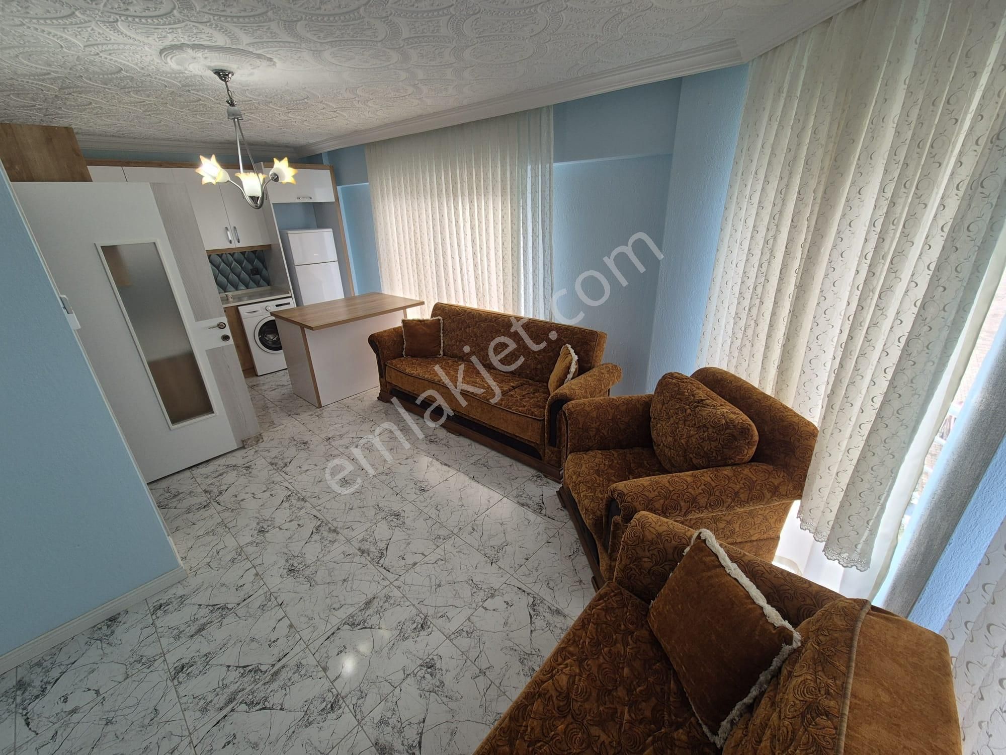 Karacasu Merkez Kiralık Eşyalı 1+1 Apart Daire