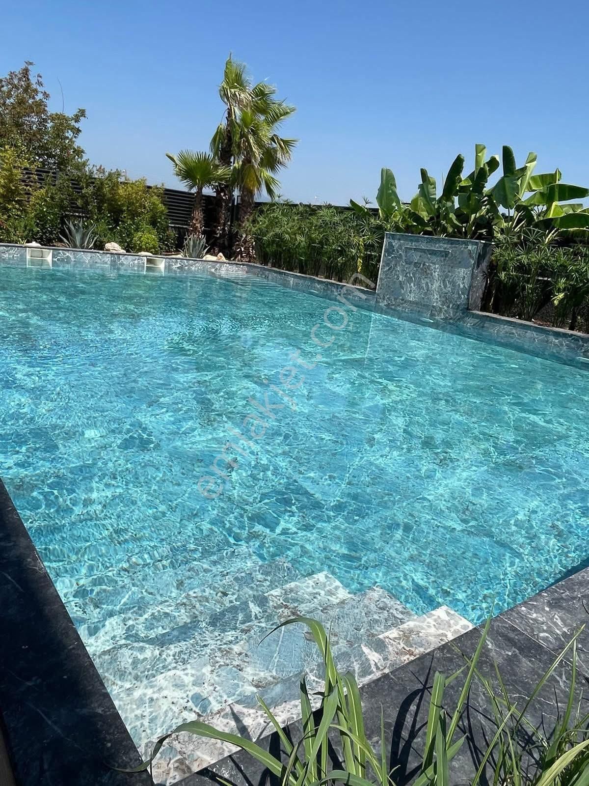 Kuşadası Güzelçamlı’da Muhteşem Malikane - Görsel 14