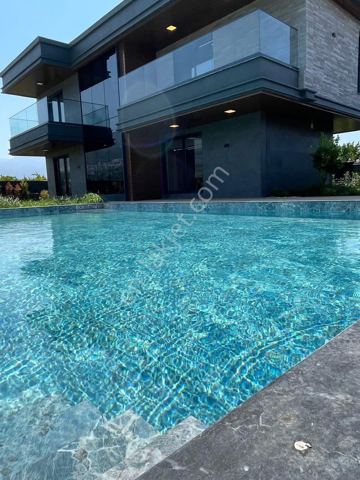 Kuşadası Güzelçamlı’da Muhteşem Malikane - Görsel 6