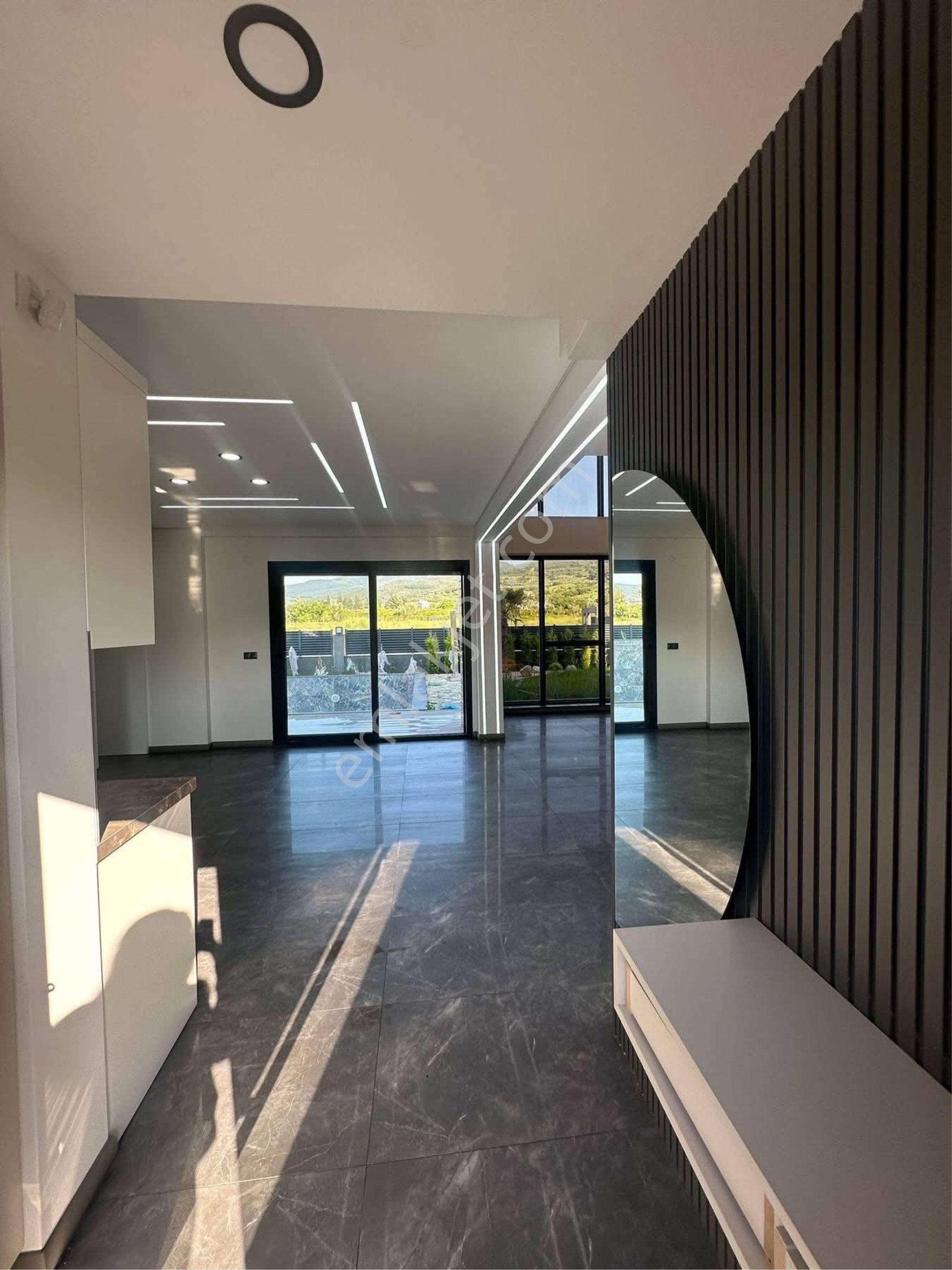 Kuşadası Güzelçamlı’da Muhteşem Malikane - Görsel 4