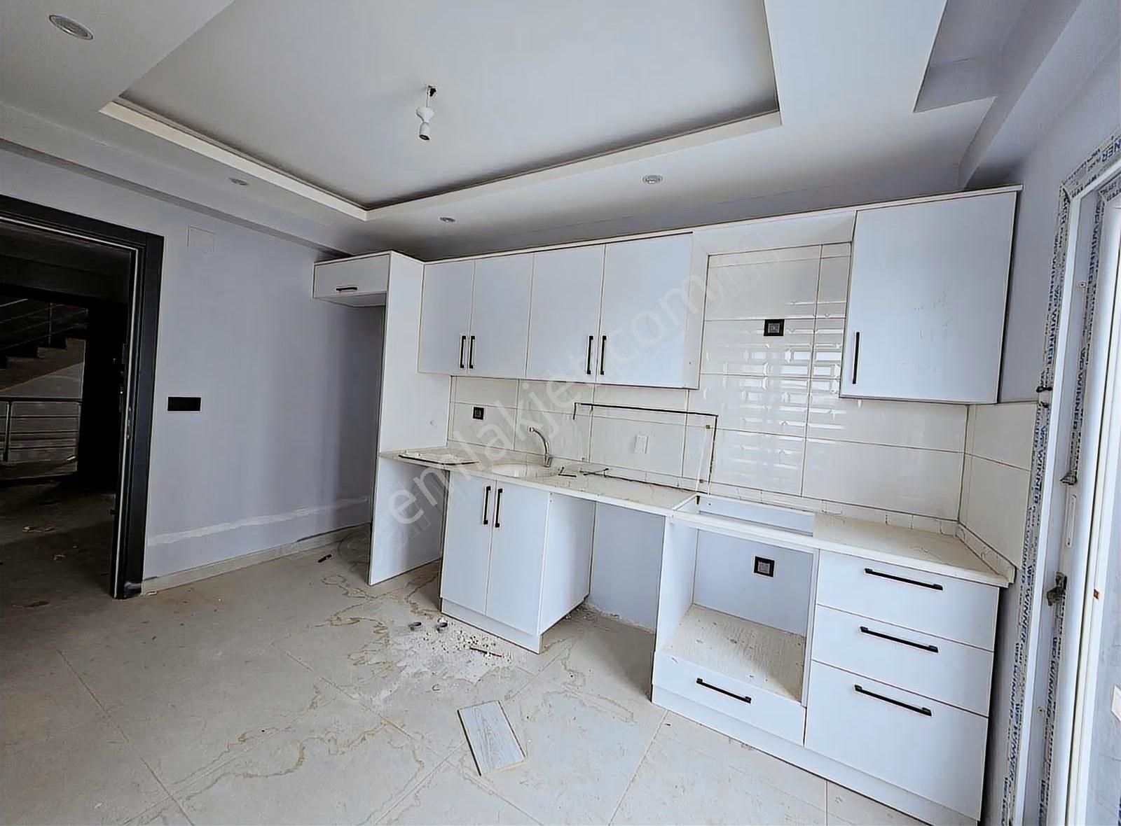 Güvenlikli Site İçerisinde 2+1 Kapalı Mutfak Satılık Daire - Görsel 11