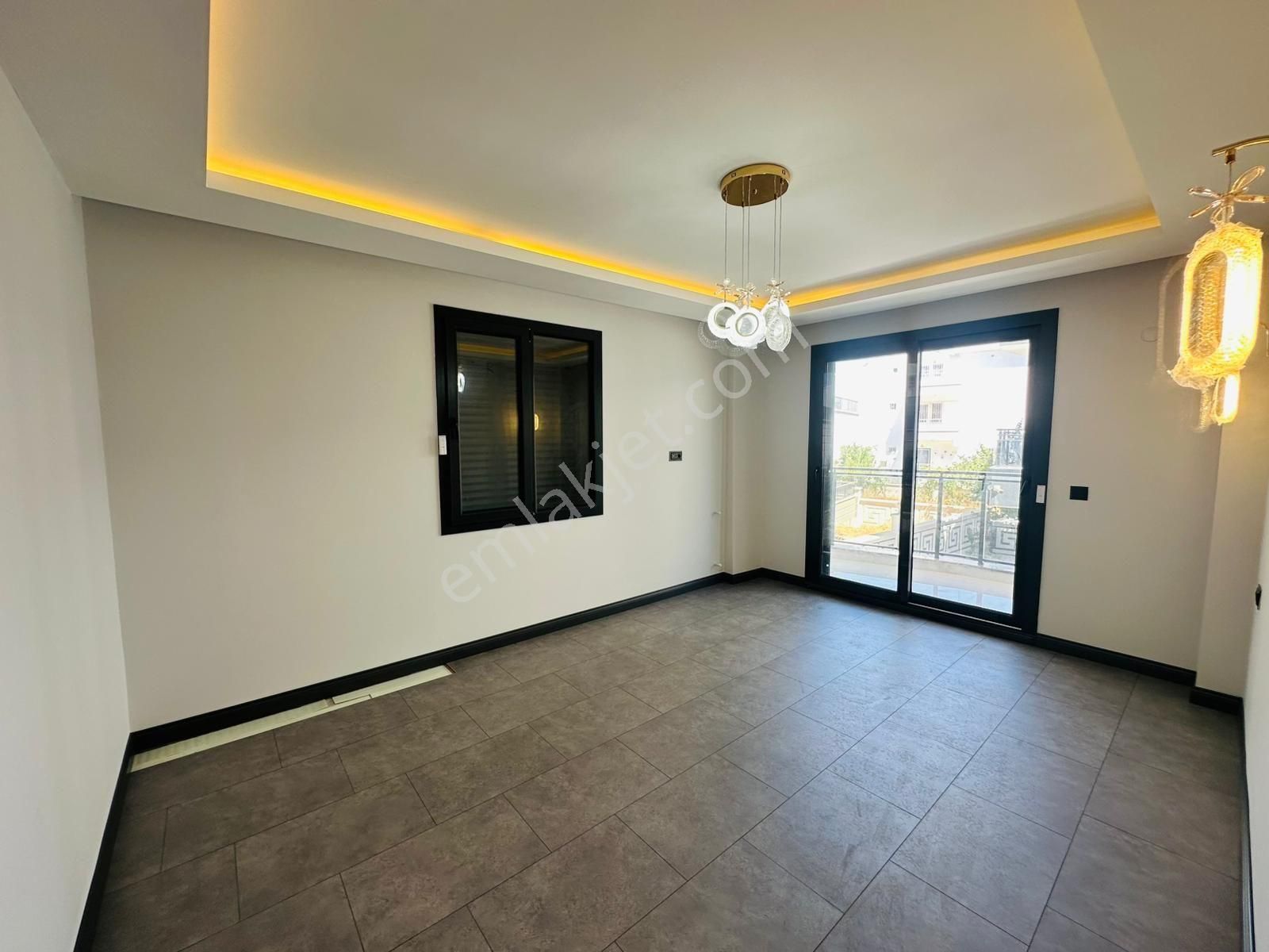 Didim Efeler Mahallesinde Satılık 4+1 Teraslı Havuzlu Villa - Görsel 15