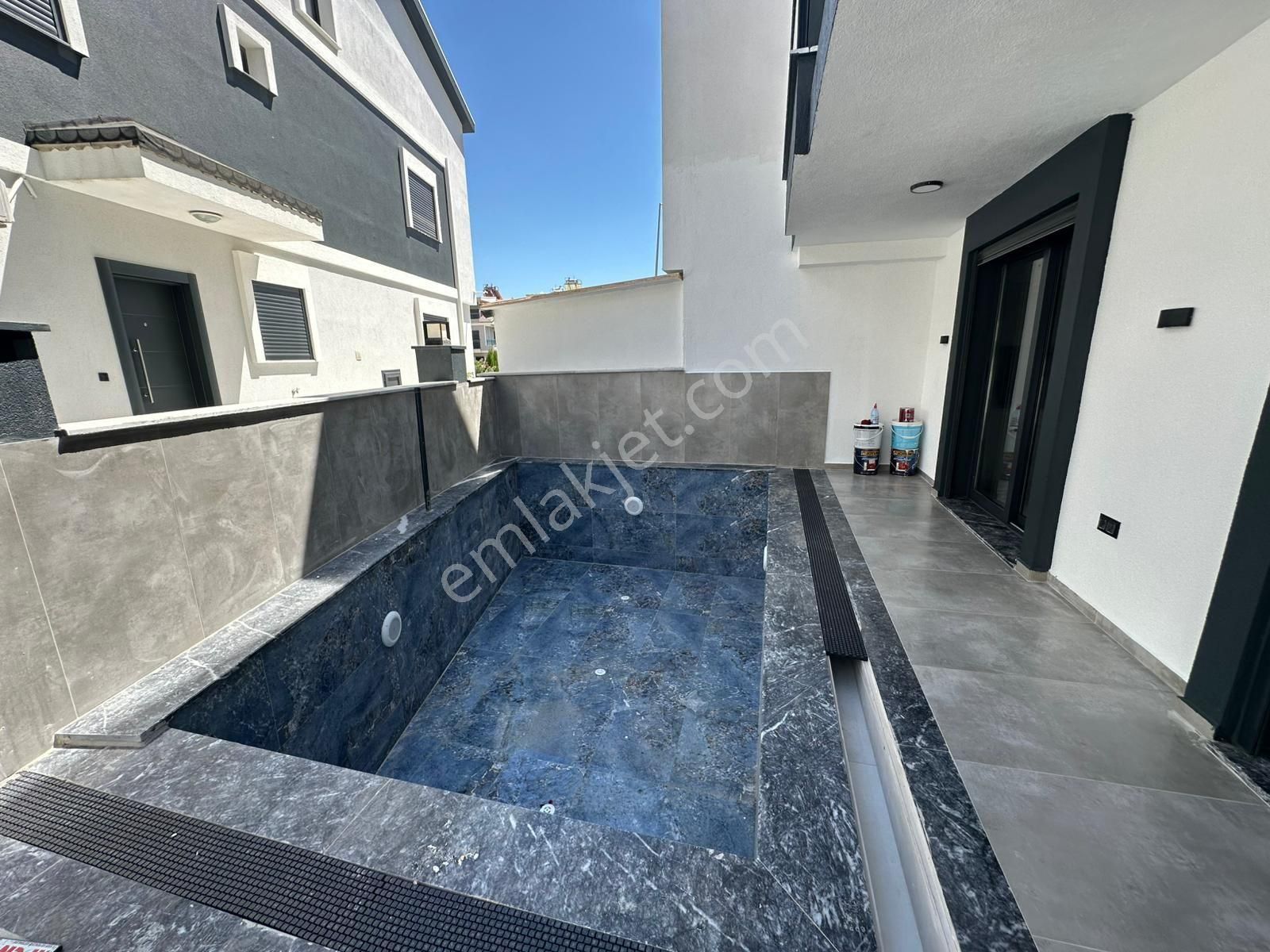 Didim Efeler Mahallesinde Satılık 4+1 Teraslı Havuzlu Villa - Görsel 21