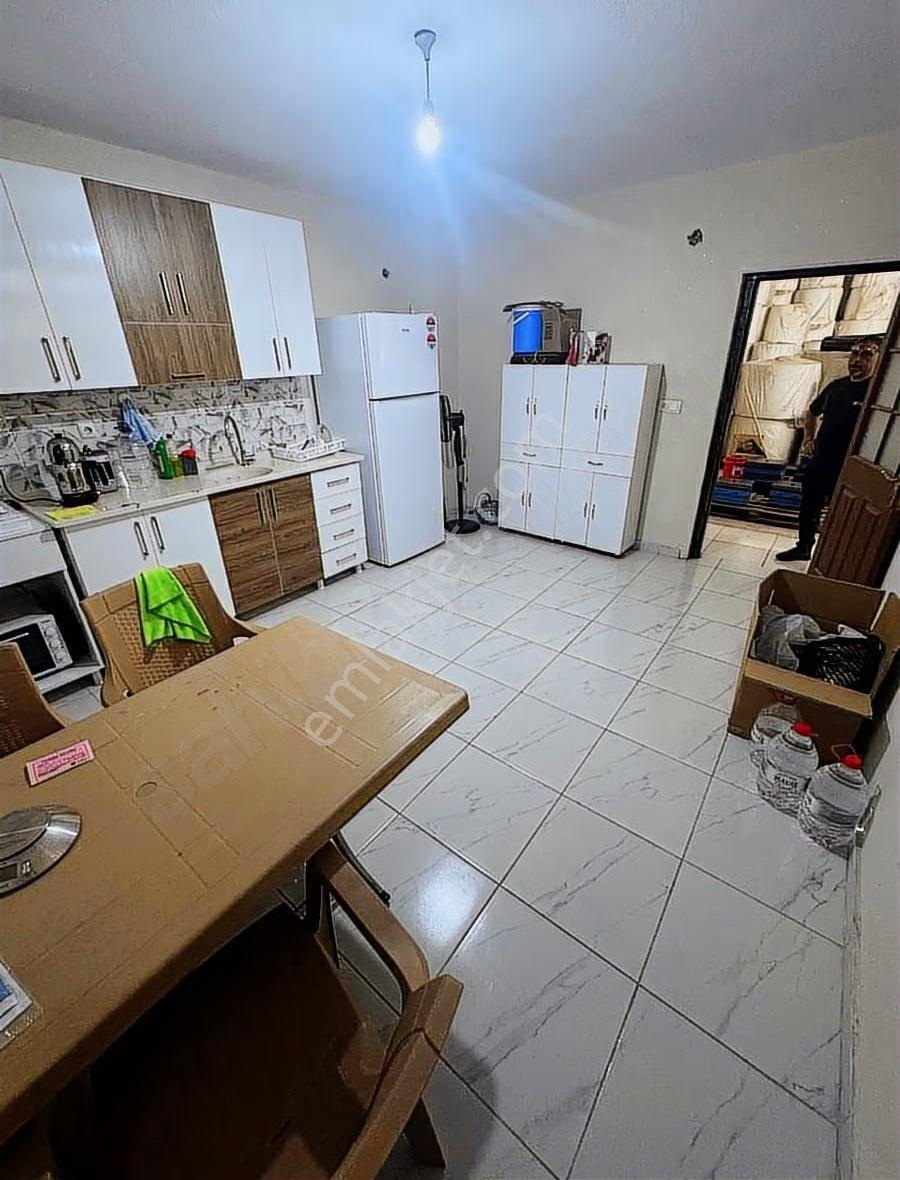 Köşe Başı Sanayi İmarlı Depo Kiracılı - Görsel 2