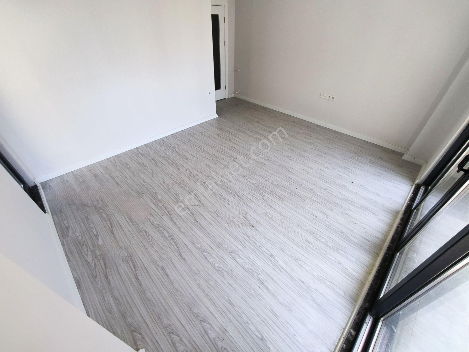 Aygül'den Akçay'da Sıfır Denize Yakın Ön Cephe Ara Kat Ayrı Mutfak Lüks Kaçmaz 2+1 Satılık Daireler - Görsel 15