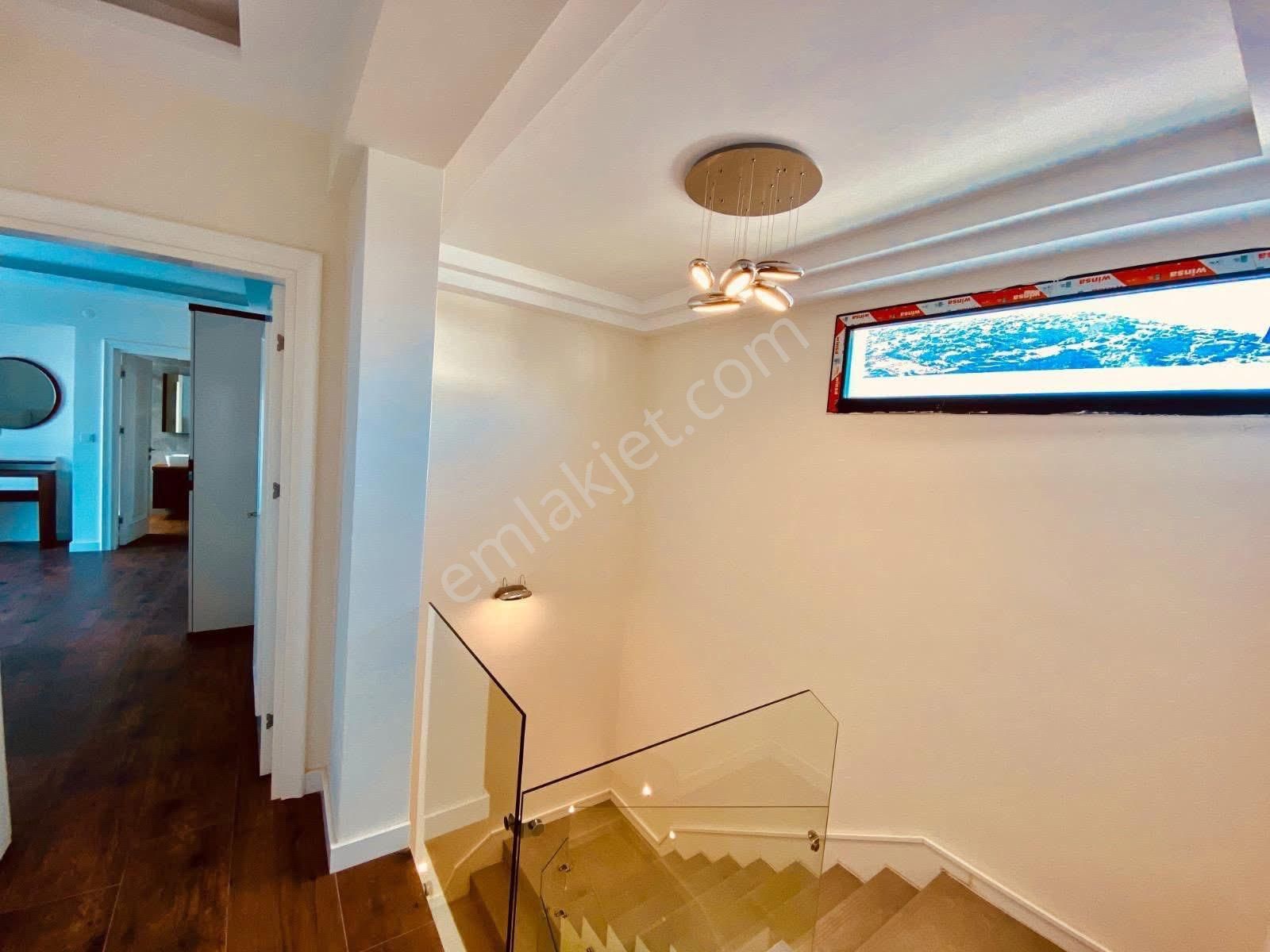 Kuşadası Yavansuda 4+1 Tek Müstakil Özel Havuzlu Vilşa - Görsel 20