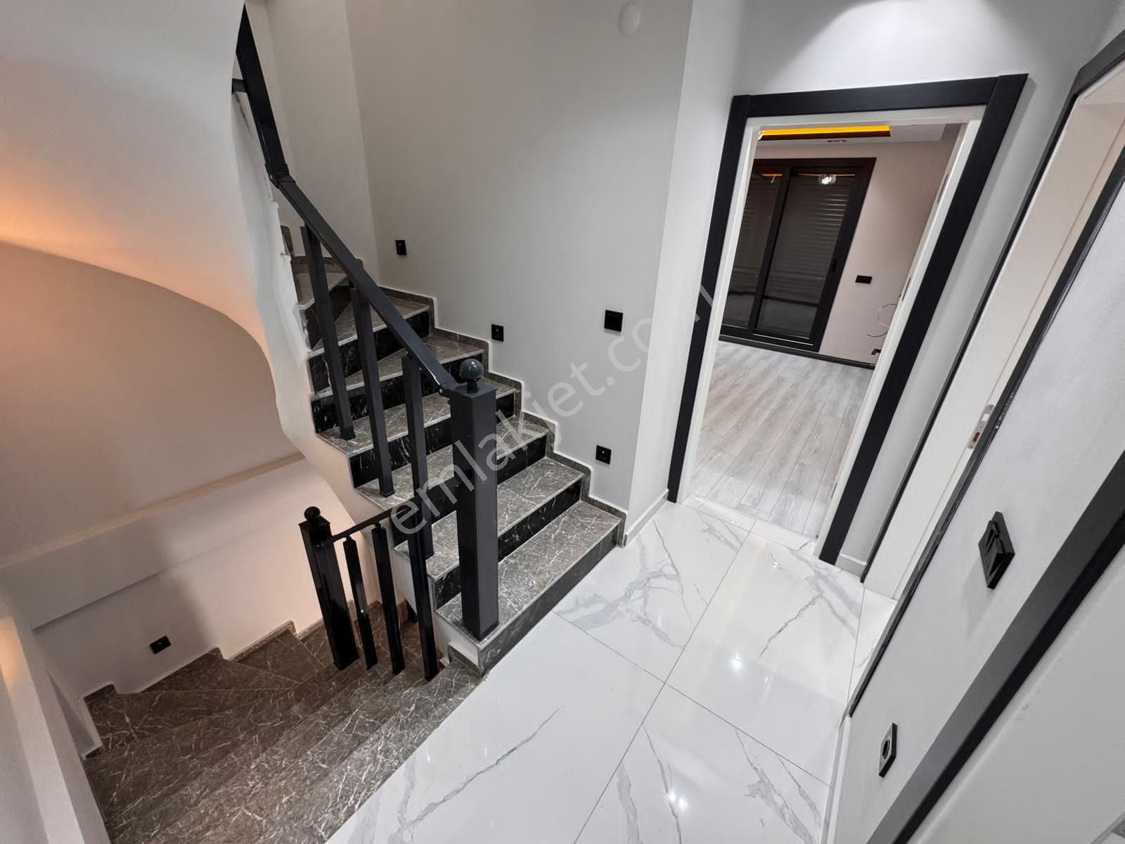 Didim Hisar Mahallesinde Deniz Manzaralı Satılık Havuzlu Villa - Görsel 18