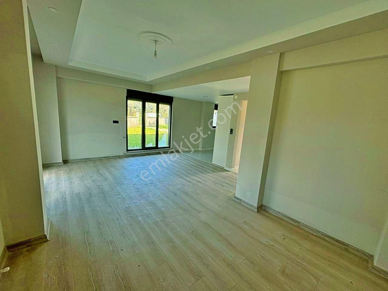 Uytundan Pelitköyde Denize 100 Metre Sıfır Ultra Lüks 3+1 Villa - Görsel 17