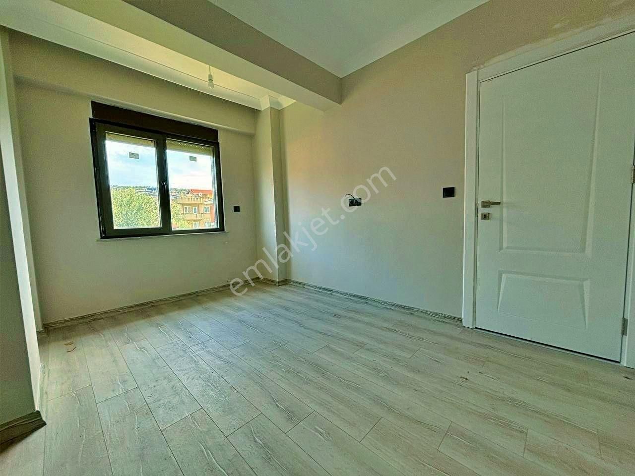 Uytundan Pelitköyde Denize 100 Metre Sıfır Ultra Lüks 3+1 Villa - Görsel 31