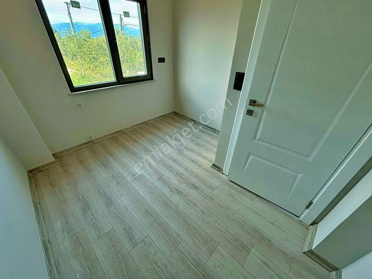 Uytundan Pelitköyde Denize 100 Metre Sıfır Ultra Lüks 3+1 Villa - Görsel 16