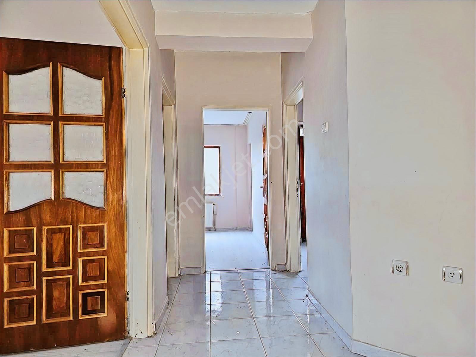 Törekent Mah. Metro Yürüme Mesafesinde Site İçerisinde 3+1 Daire - Görsel 23