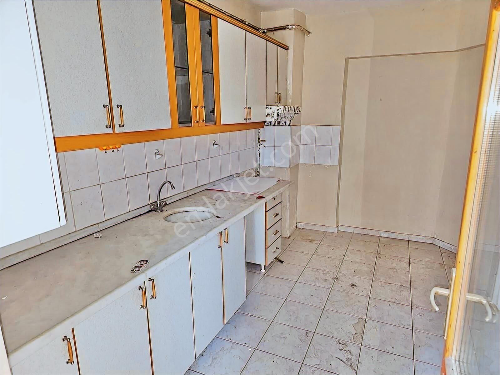 Törekent Mah. Metro Yürüme Mesafesinde Site İçerisinde 3+1 Daire - Görsel 29