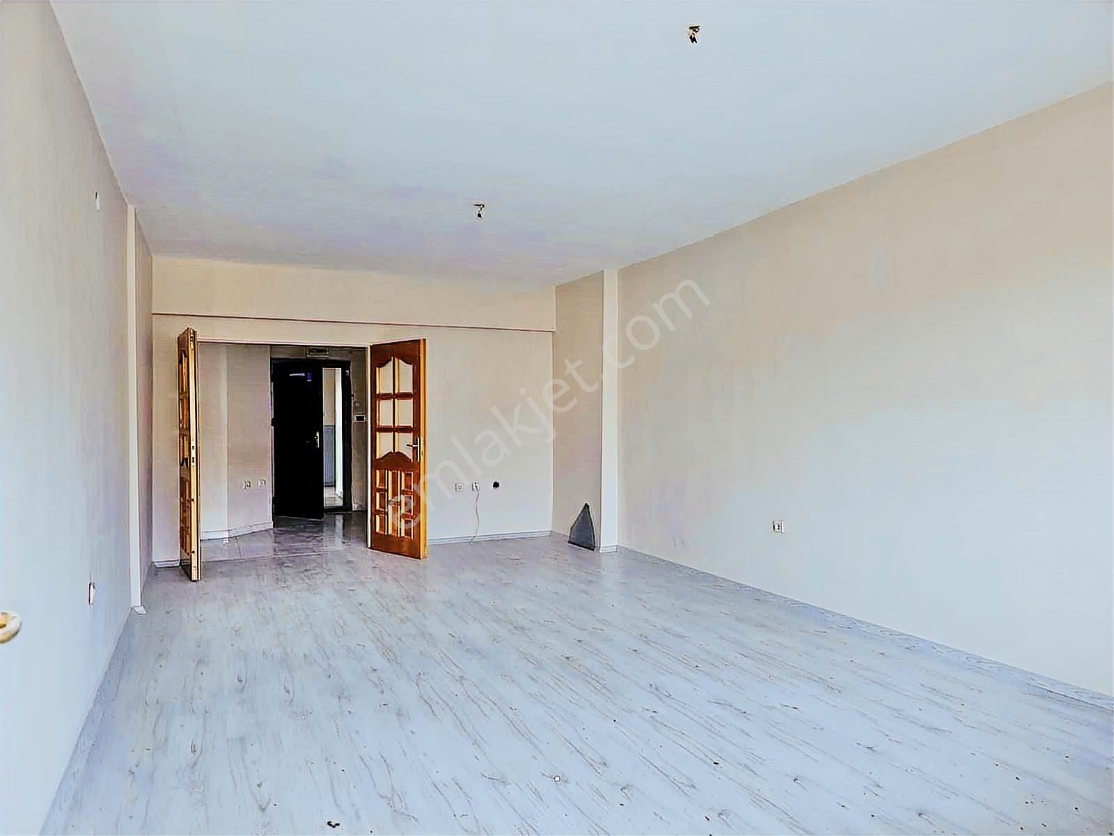 Törekent Mah. Metro Yürüme Mesafesinde Site İçerisinde 3+1 Daire - Görsel 4