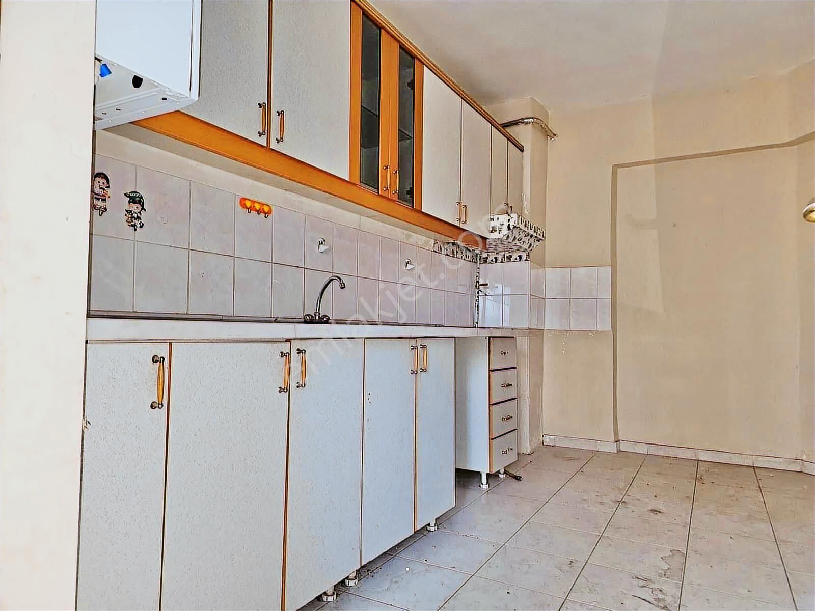 Törekent Mah. Metro Yürüme Mesafesinde Site İçerisinde 3+1 Daire - Görsel 10