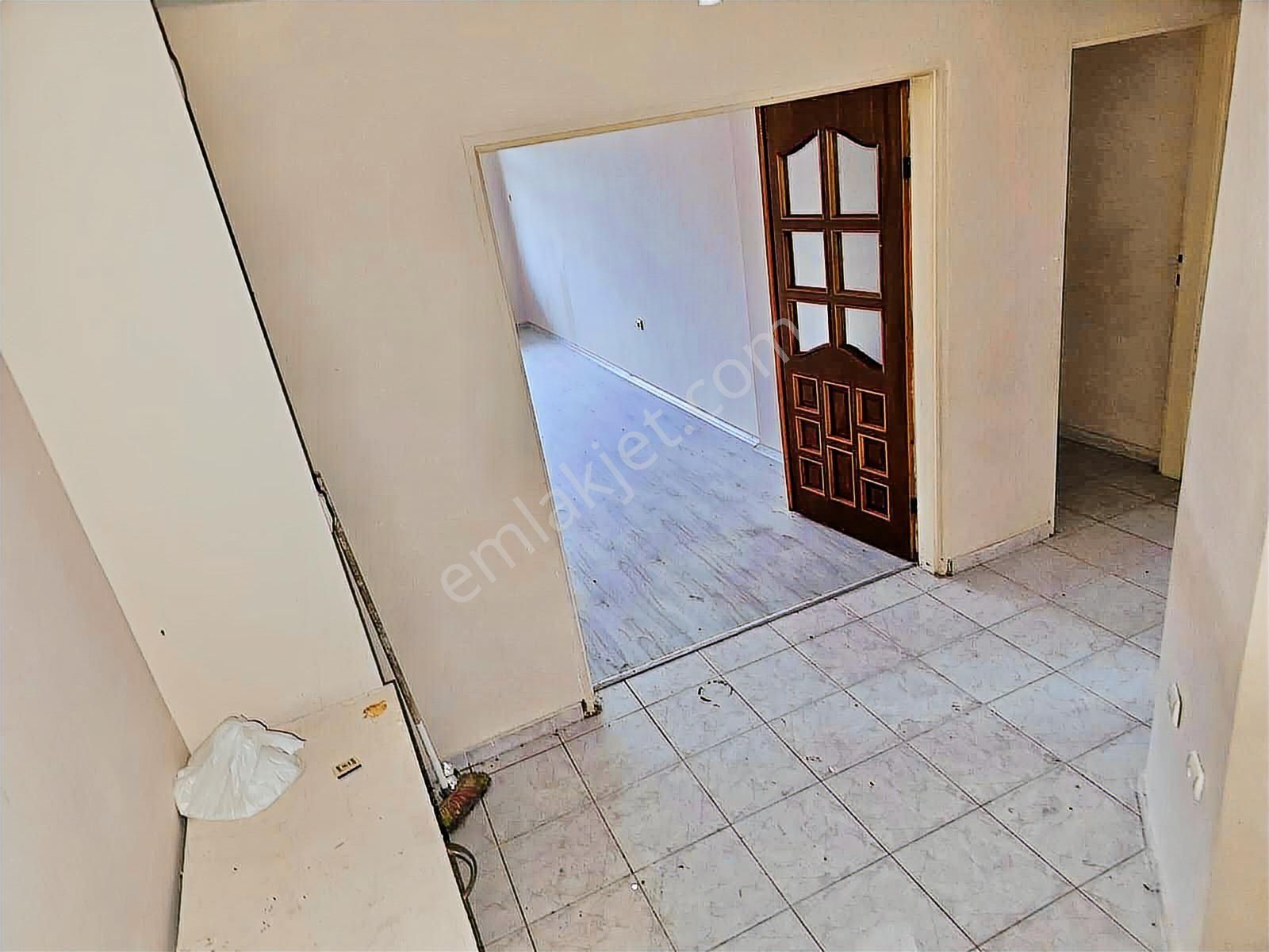 Törekent Mah. Metro Yürüme Mesafesinde Site İçerisinde 3+1 Daire - Görsel 12