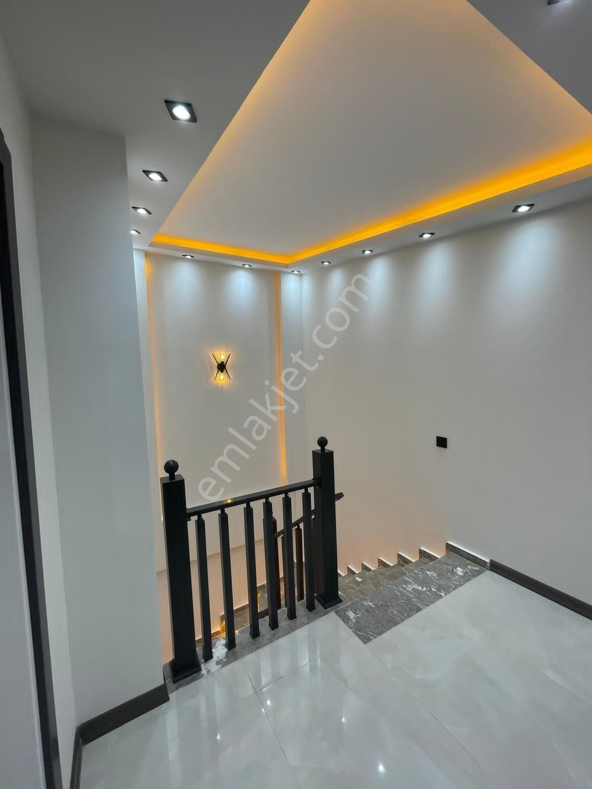 Didim Liman Yolunda Satılık 3+1 Satılık Havuzlu Fırsat Villa - Görsel 9