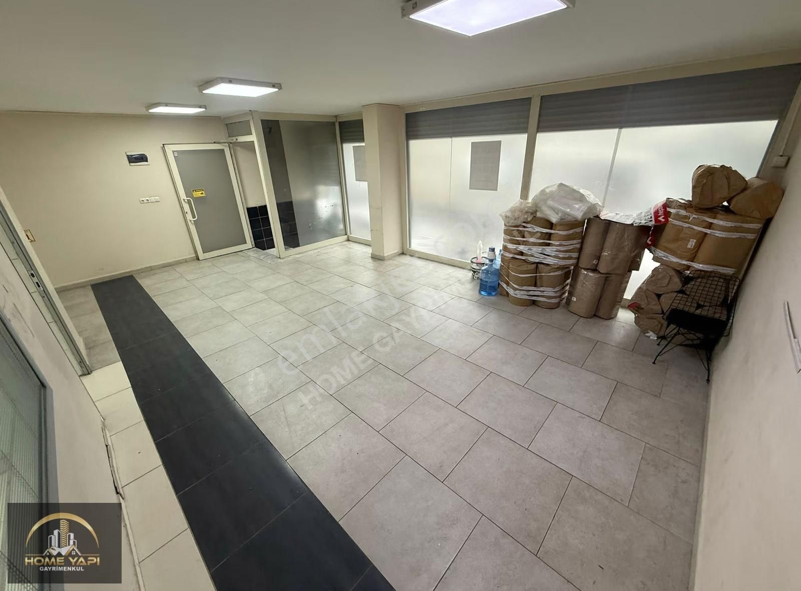 Home'dan İsmetpaşa Mah 170m² Her İşe Uygun Kiralık Giriş Dükkan