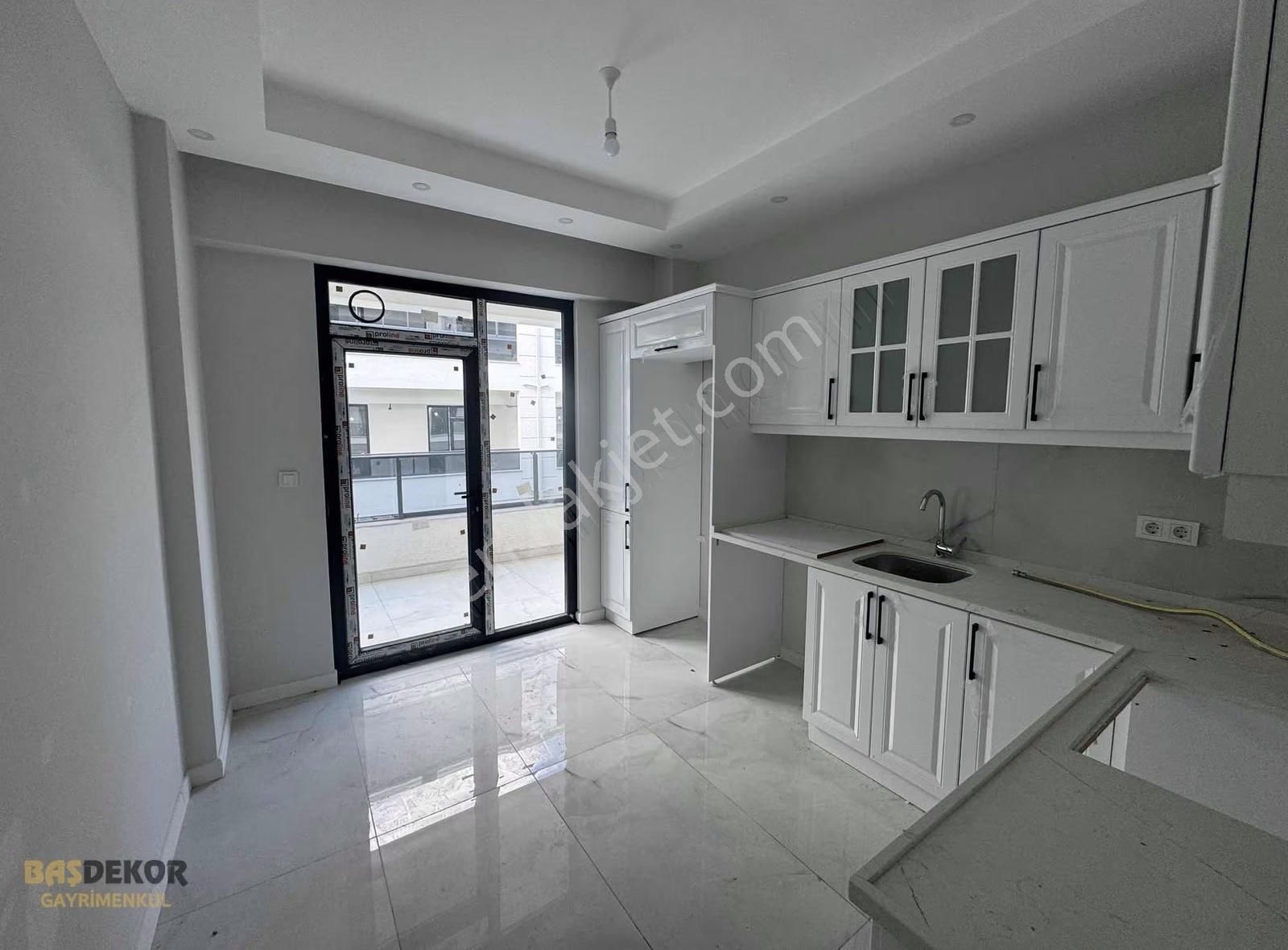 Başdekor Gayrimenkul'den Arifiye'de Satılık 3+1 Sıfır Daire - Görsel 25