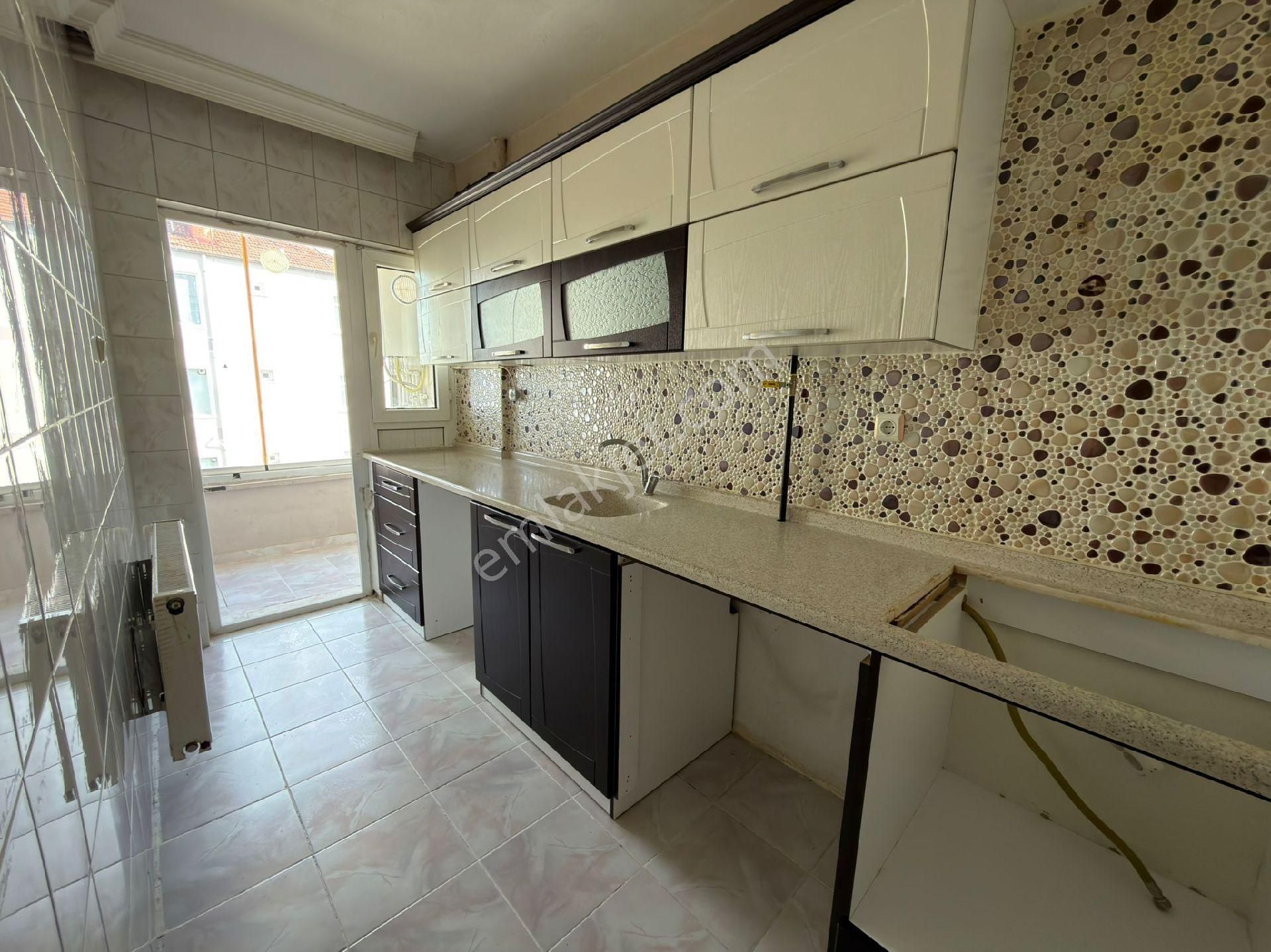 Özçelebi'den Asansörlü 3+1 Kiralık Daire İstasyon Mahallesi'nde - Görsel 16