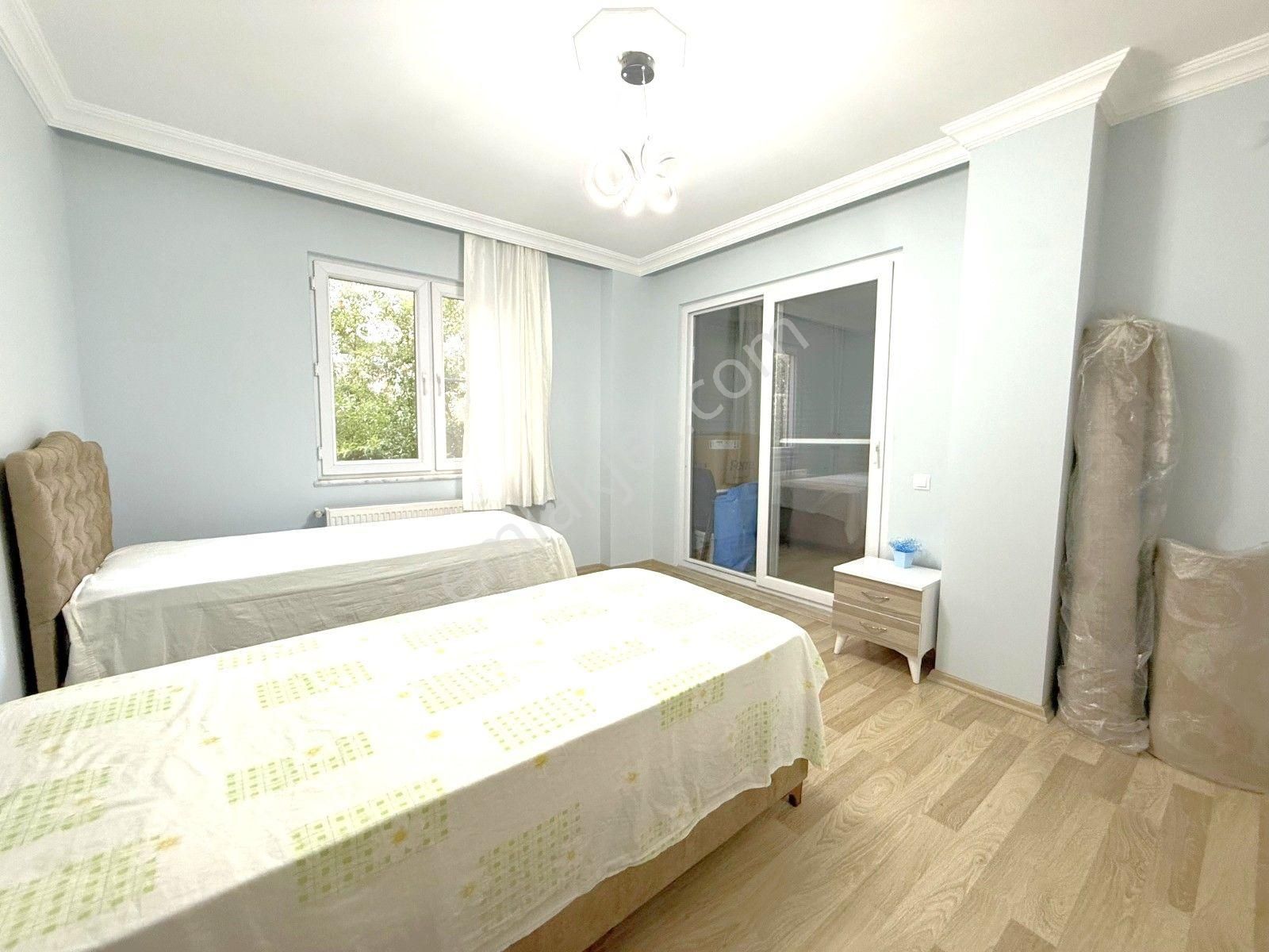 Aygülden Akçay'da Ön Cephe Masrafsız Doğalgazlı Ayrı Mutfak Cam Balkonlu Asansörlü 3+1 Satılık Daire - Görsel 16