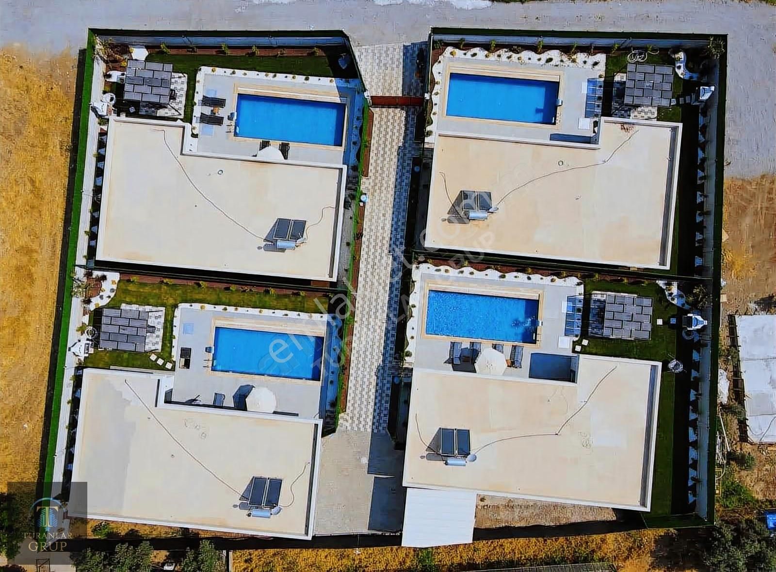 Turanlar Gruptan Satılık Arsa İçinde 4 Adet Villa+zeytinlik