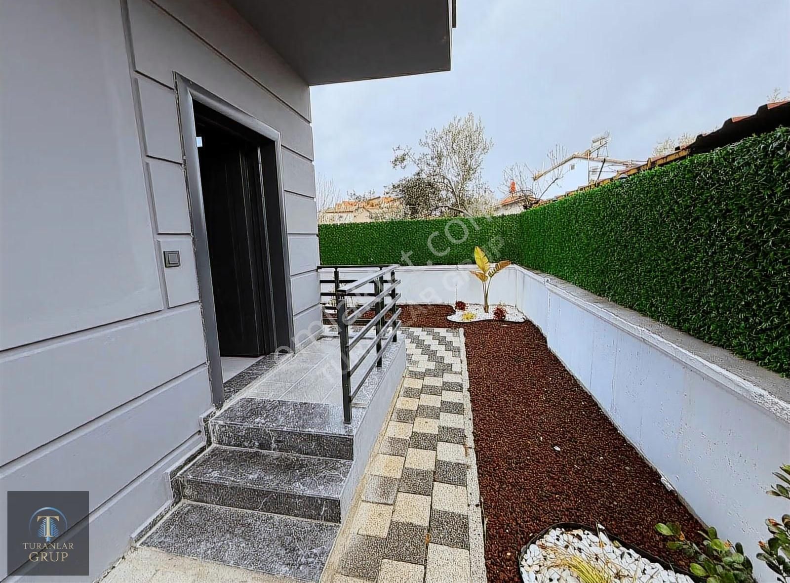 Turanlar Gruptan Fethiye Foçada Eşyalı Satılık 2+1 Havuzlu Daire