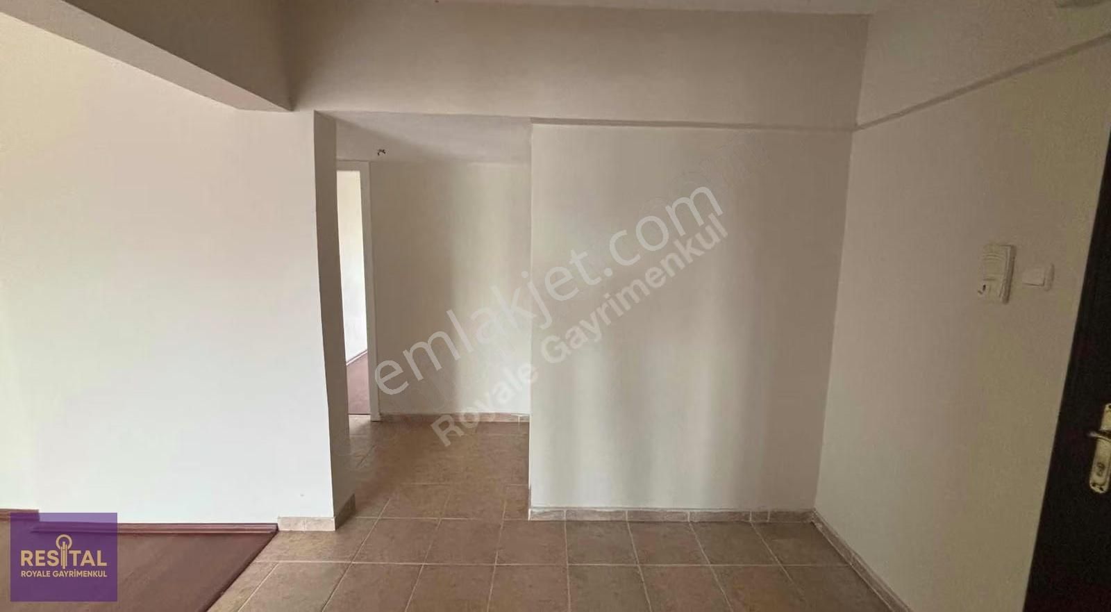 Güzelyalı'da Kiralık 3+1 Daire - Görsel 3