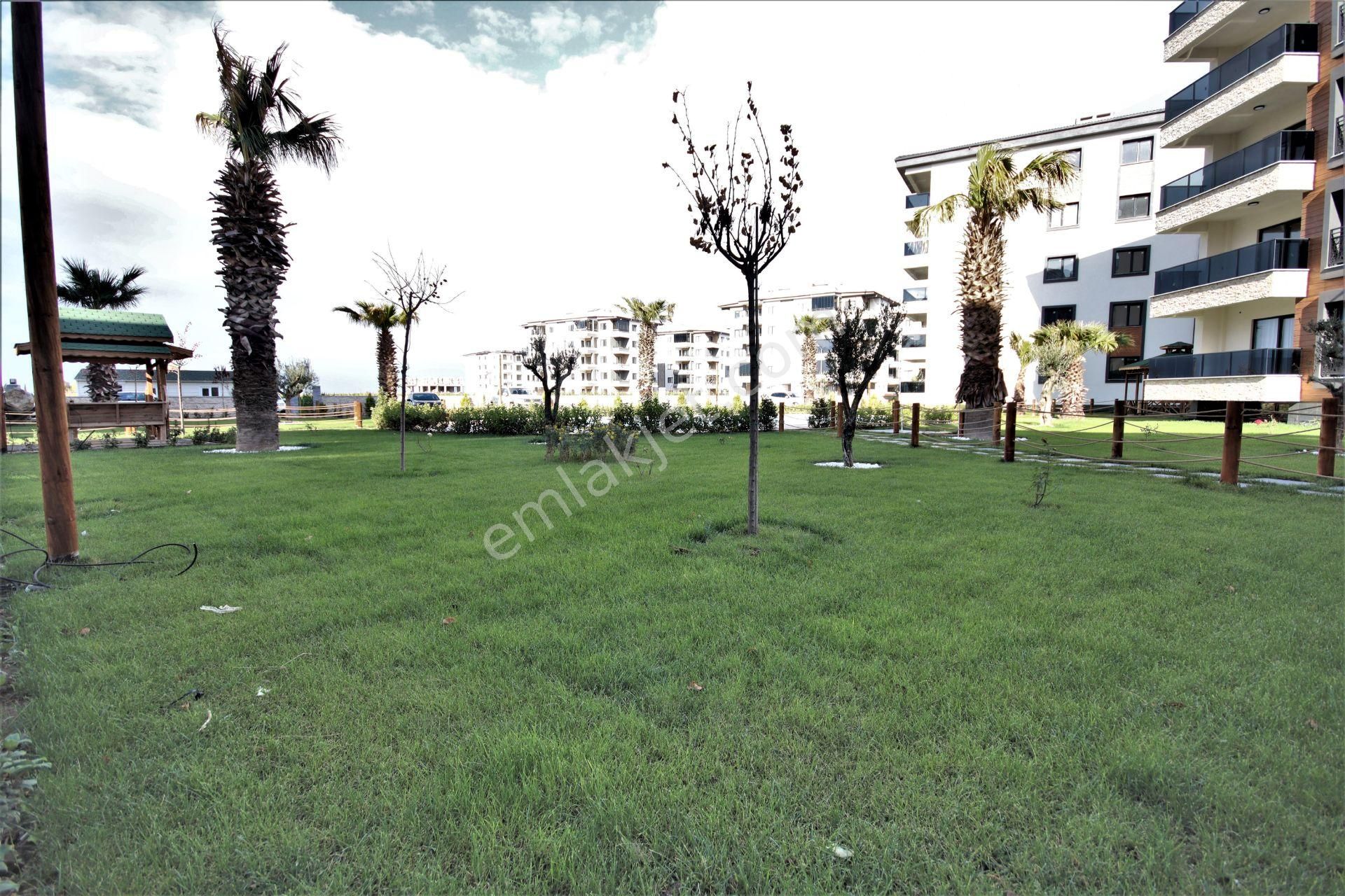 Burhaniye Ören'de Aygül'den Nezih Site İçi Havuzlu Güvenlikli Otoparklı Ultra Lüks 1+1 Satılık Daire - Görsel 5