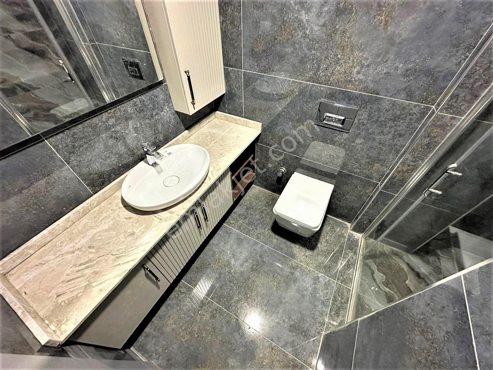 Burhaniye Ören'de Aygül'den Nezih Site İçi Havuzlu Güvenlikli Otoparklı Ultra Lüks 1+1 Satılık Daire - Görsel 29