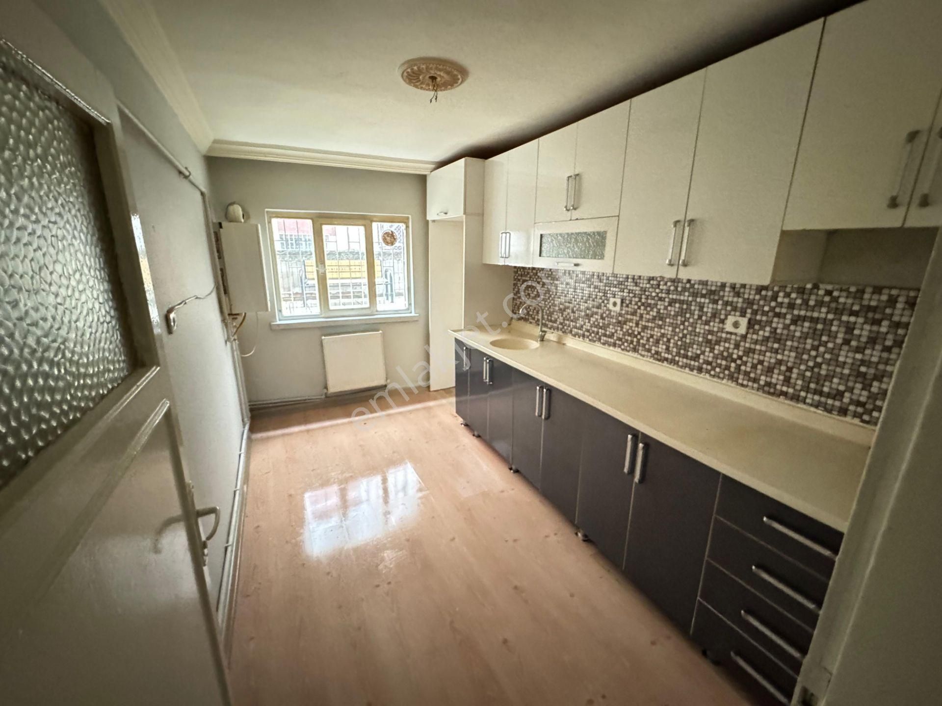 Plevne Mah'de 3+1 Cadde Üzerinde Bağımsız Bahçe Katı Daire!