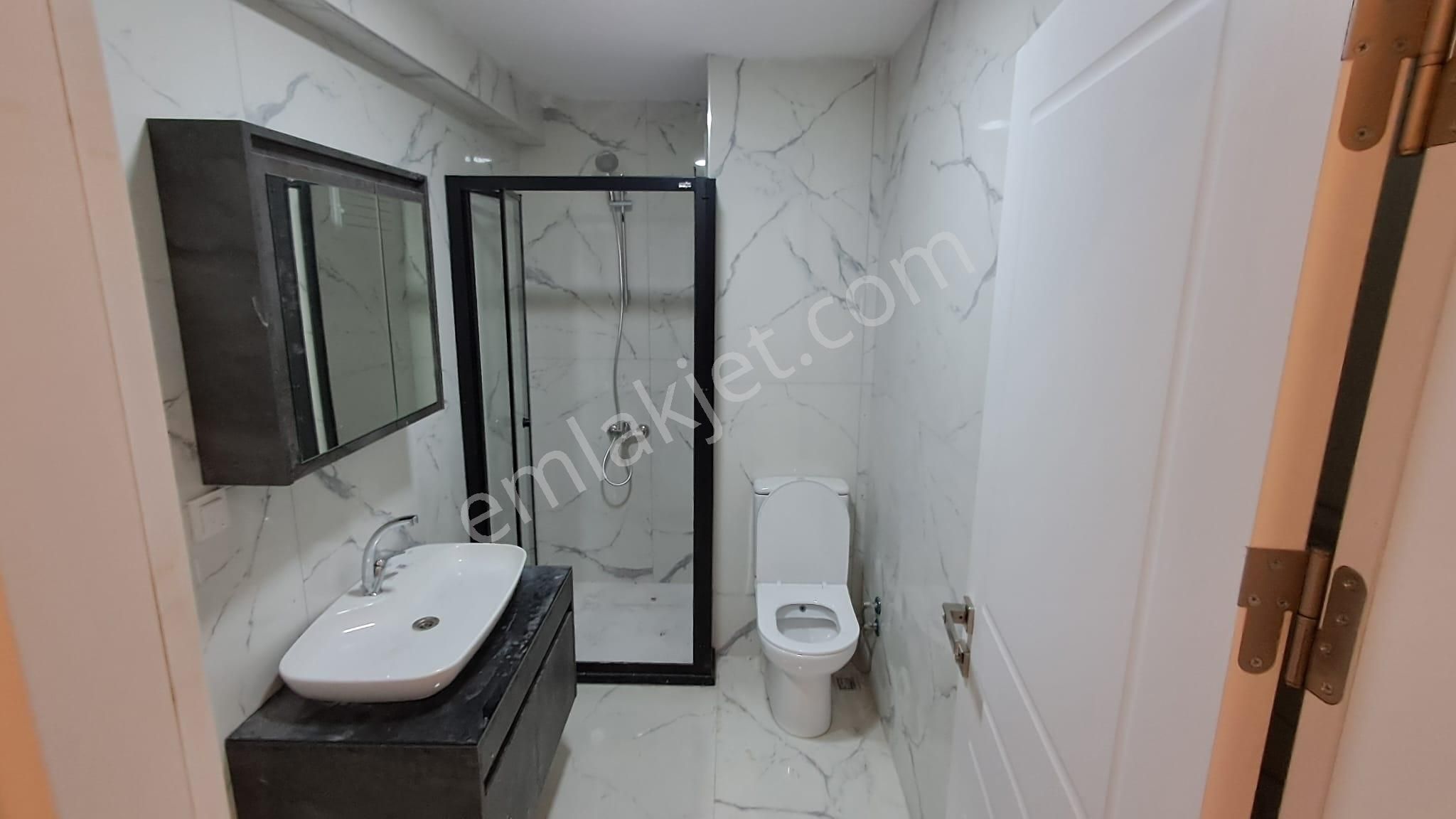 Ak Auto Gayrimenkul'den Atatürk Mahallesinde Satılık 2+1 Daire